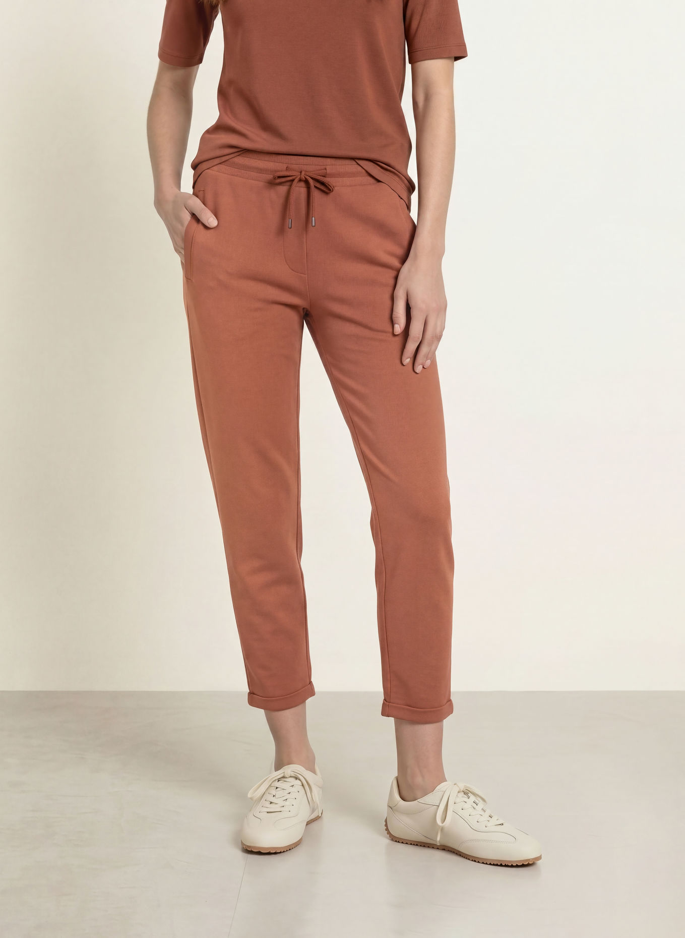Juvia joggingbroek: LICHTBRUIN