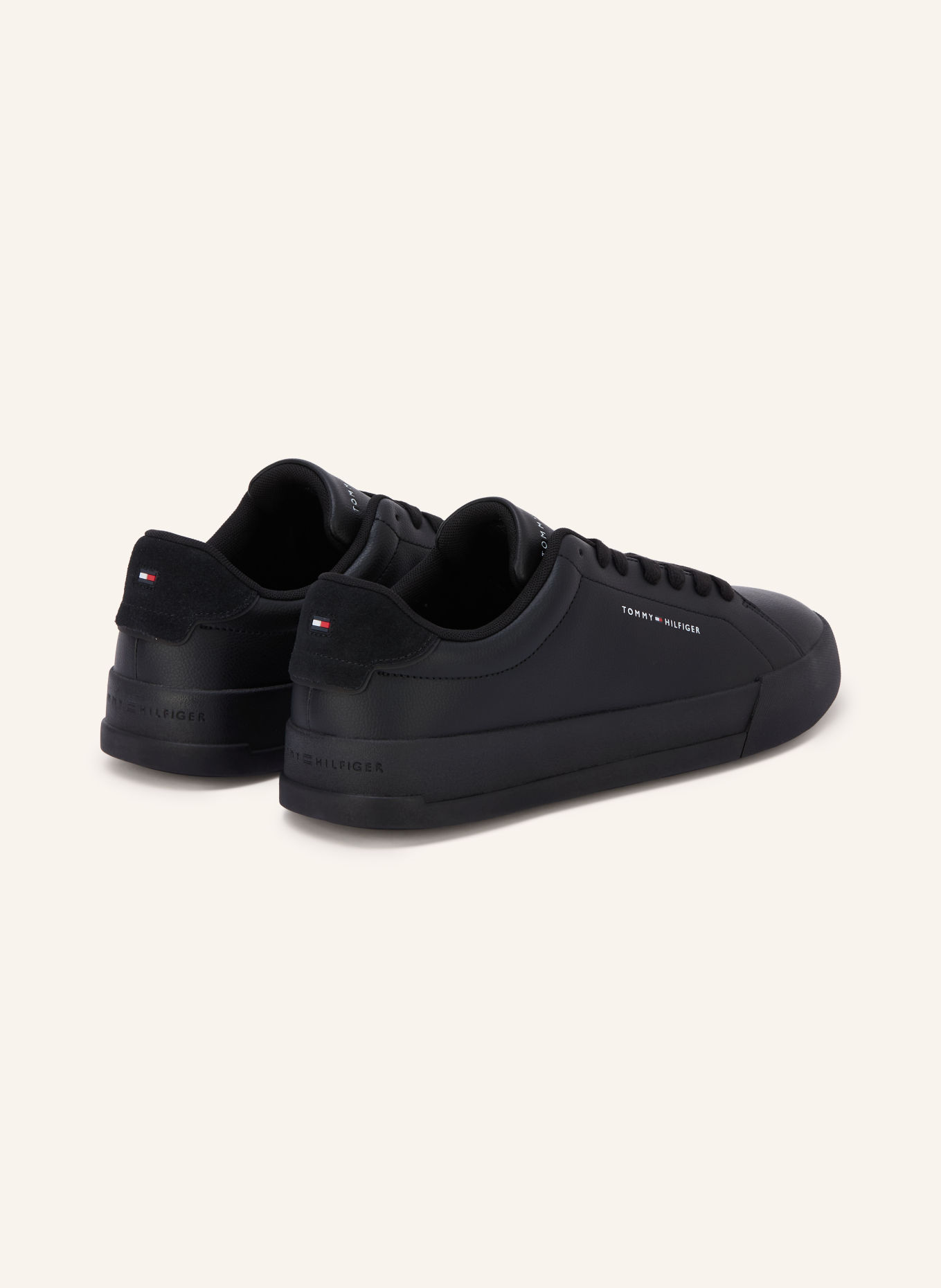 TOMMY HILFIGER Sneaker: ZWART / WIT