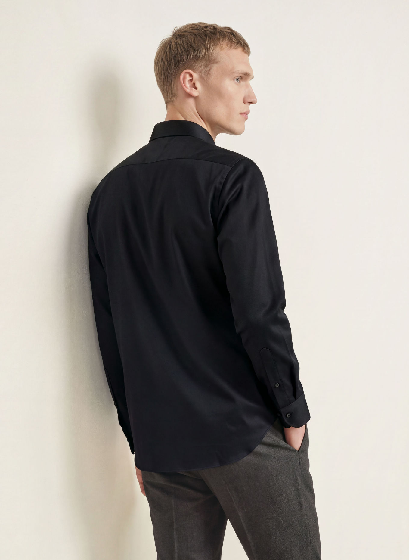 OLYMP SIGNATURE Hemd tailored fit: SCHWARZ