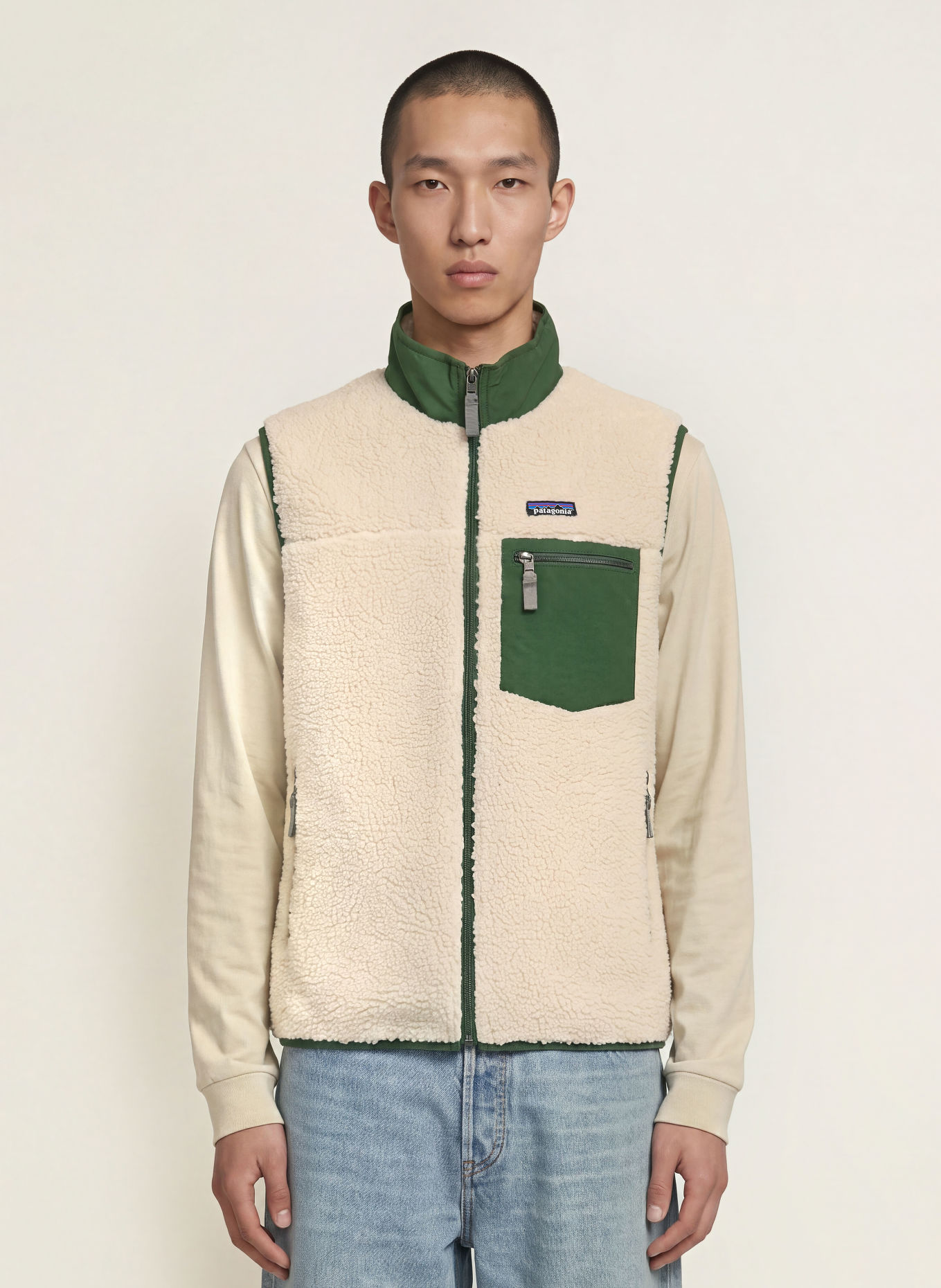patagonia Functioneel vest CLASSIC RETRO-X®: WIT / DONKERGROEN
