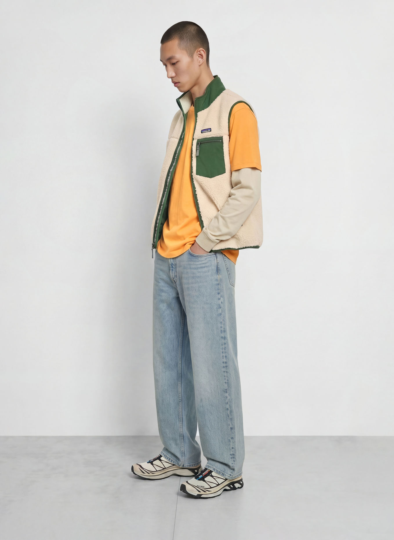 patagonia Functioneel vest CLASSIC RETRO-X®: WIT / DONKERGROEN