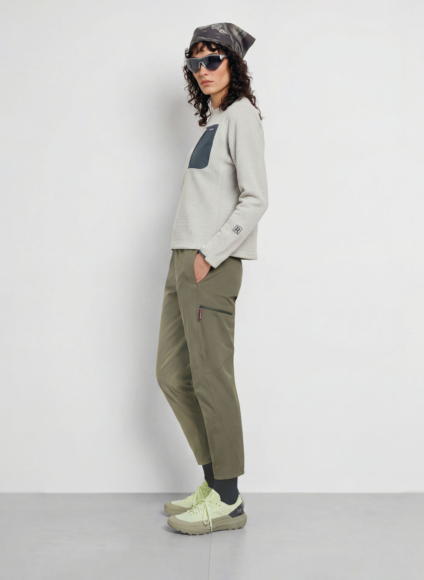 patagonia Sweter z polaru R1® AIR: JASNOCZARY / CZIEMNOSZARY