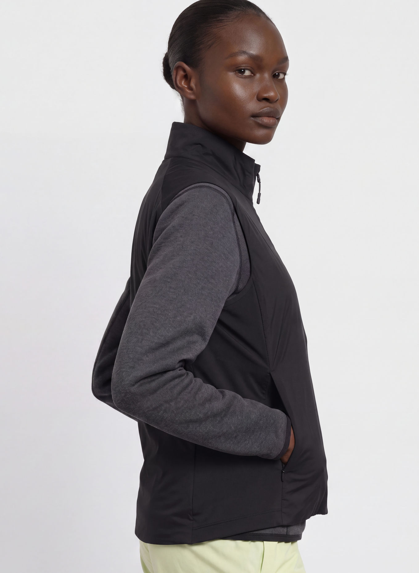 ARC'TERYX Funktionsvest ATOM: SORT