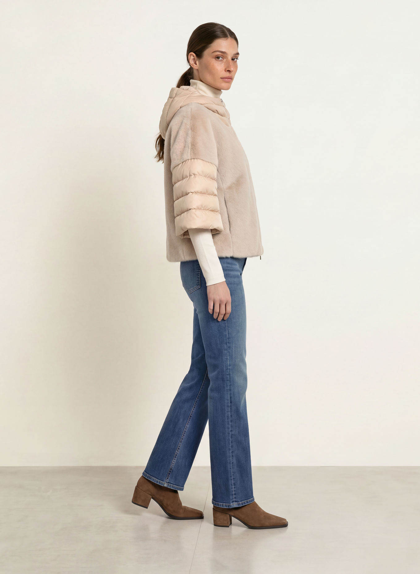HERNO Faux fur down jacket with 3/4 sleeves: BEIGE / LIGHT GRAY