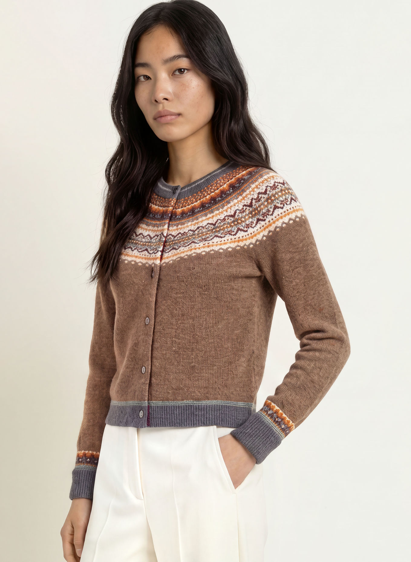 ERIBÉ Strickjacke ALPINE: BRAUN / COGNAC / WEISS