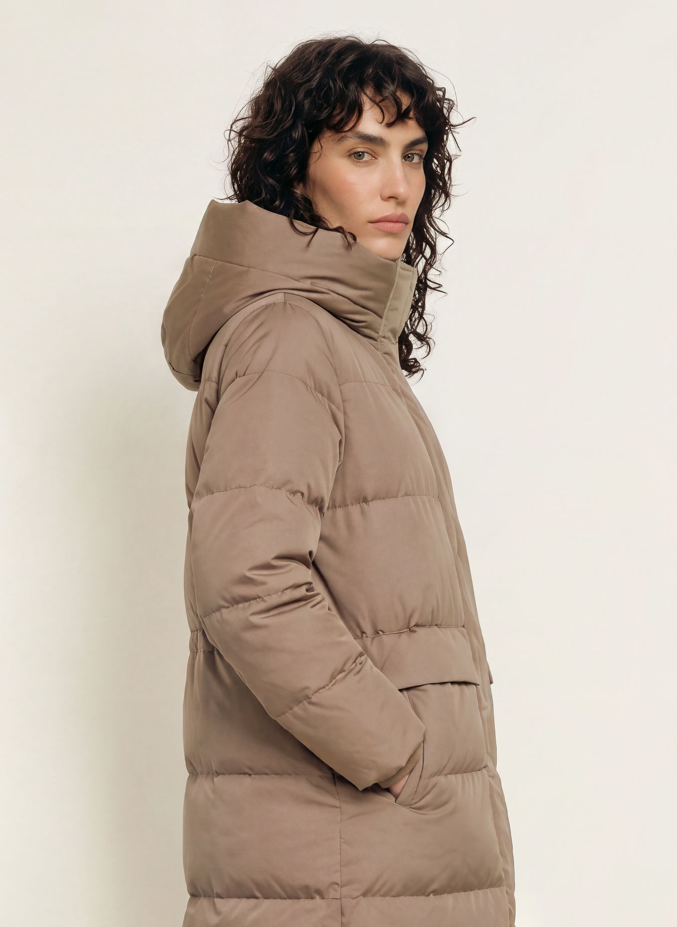 DUNO Donsjas SHEGAN: TAUPE