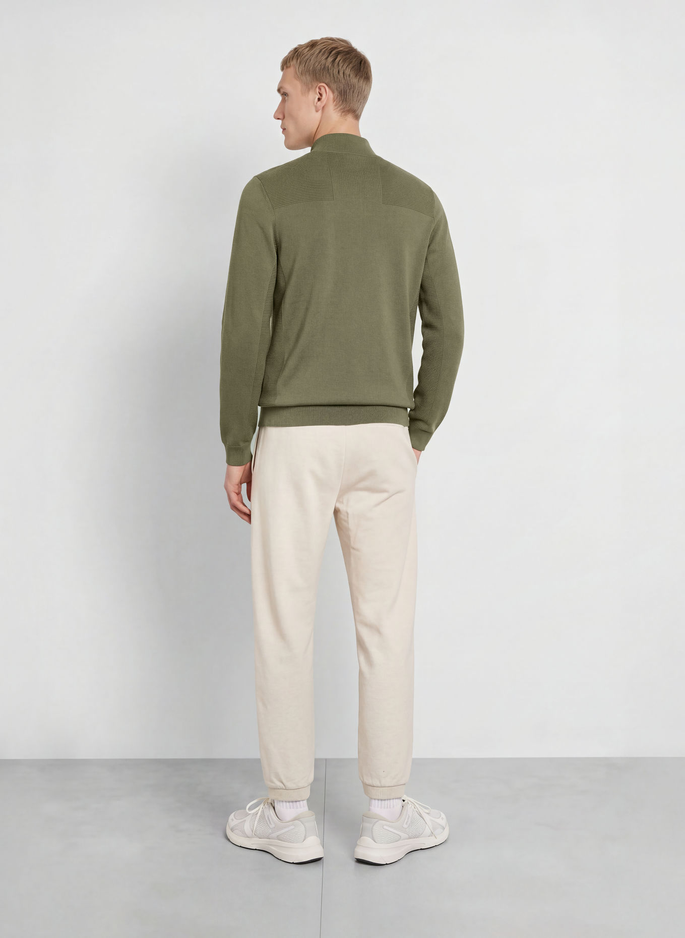 BOSS Troyer MOMENTUM: OLIVE