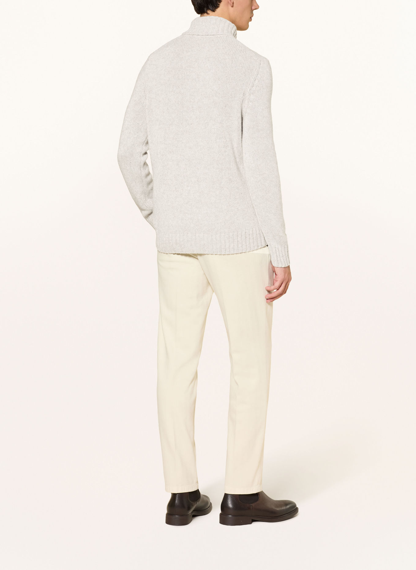 windsor. ECOSIO cashmere turtleneck sweater: LIGHT GRAY