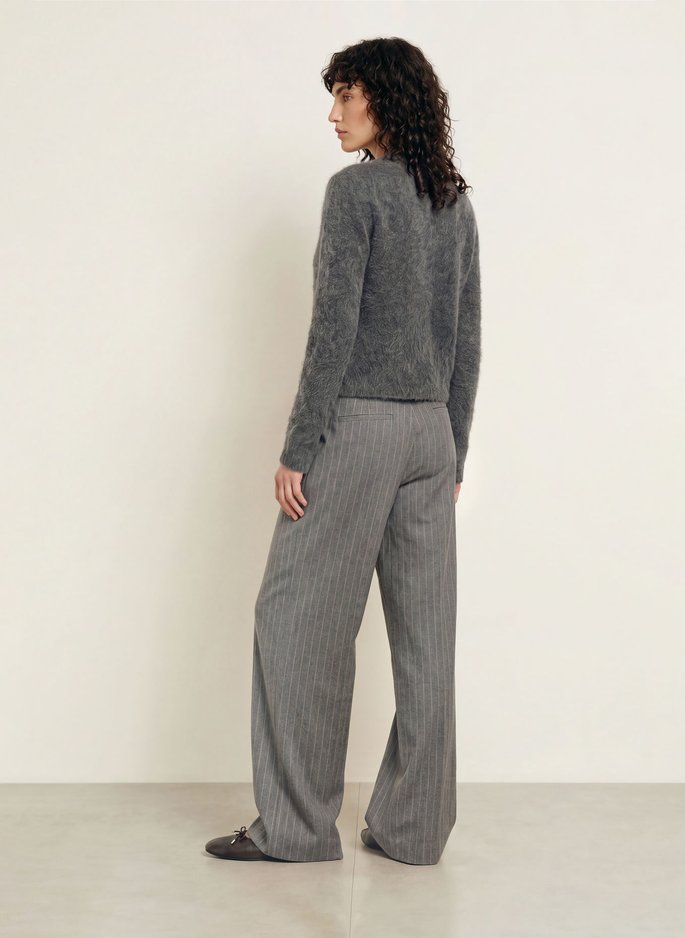 SOFT GOAT Strickjacke aus Alpaka: GRAU