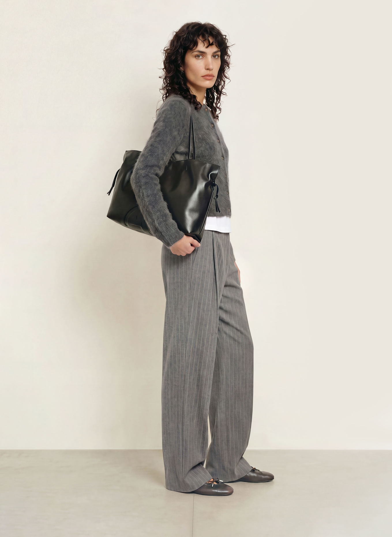 SOFT GOAT Strickjacke aus Alpaka: GRAU