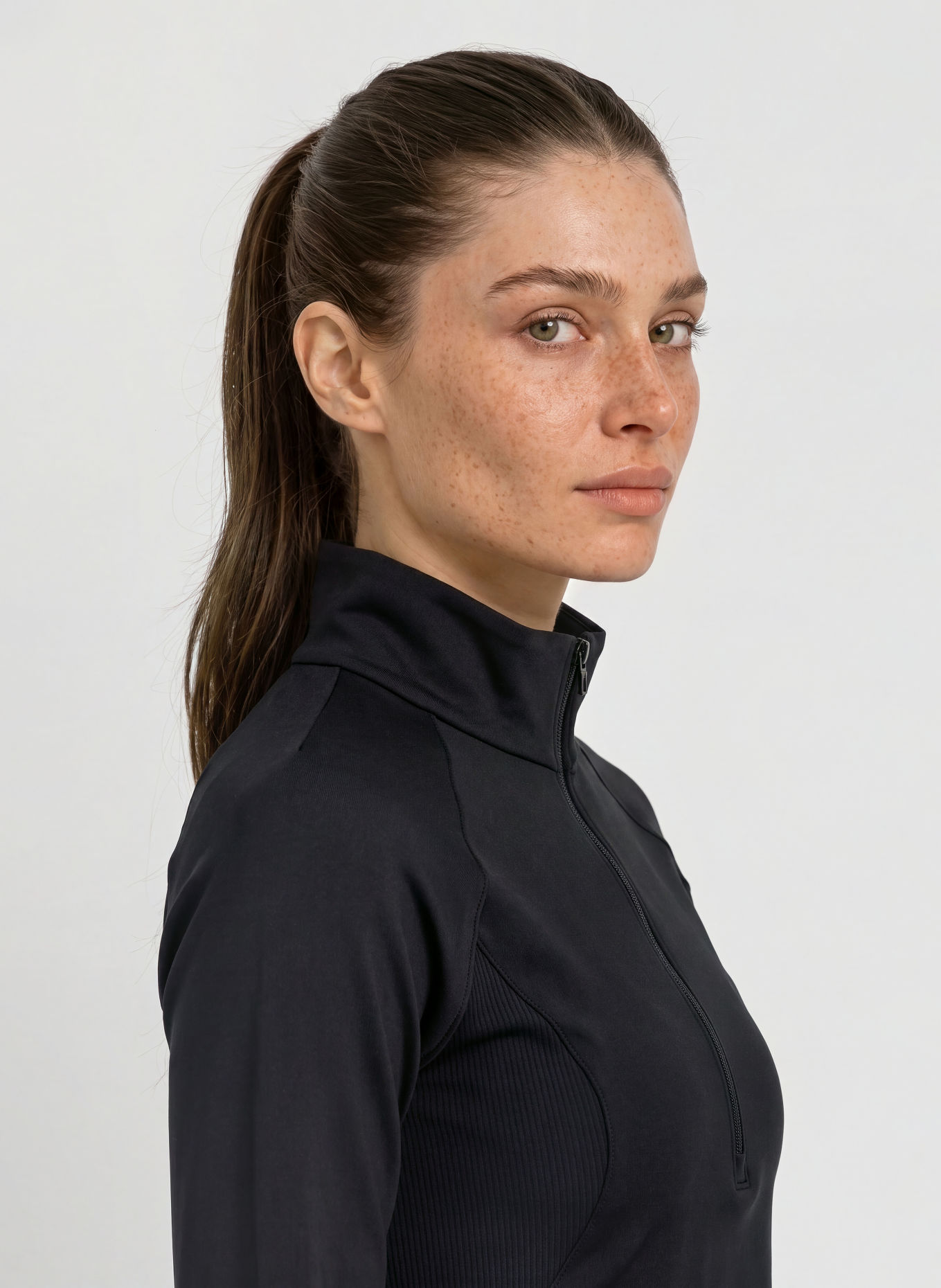 UNDER ARMOUR Cropped-Funktionsshirt UA MERIDIAN: SCHWARZ