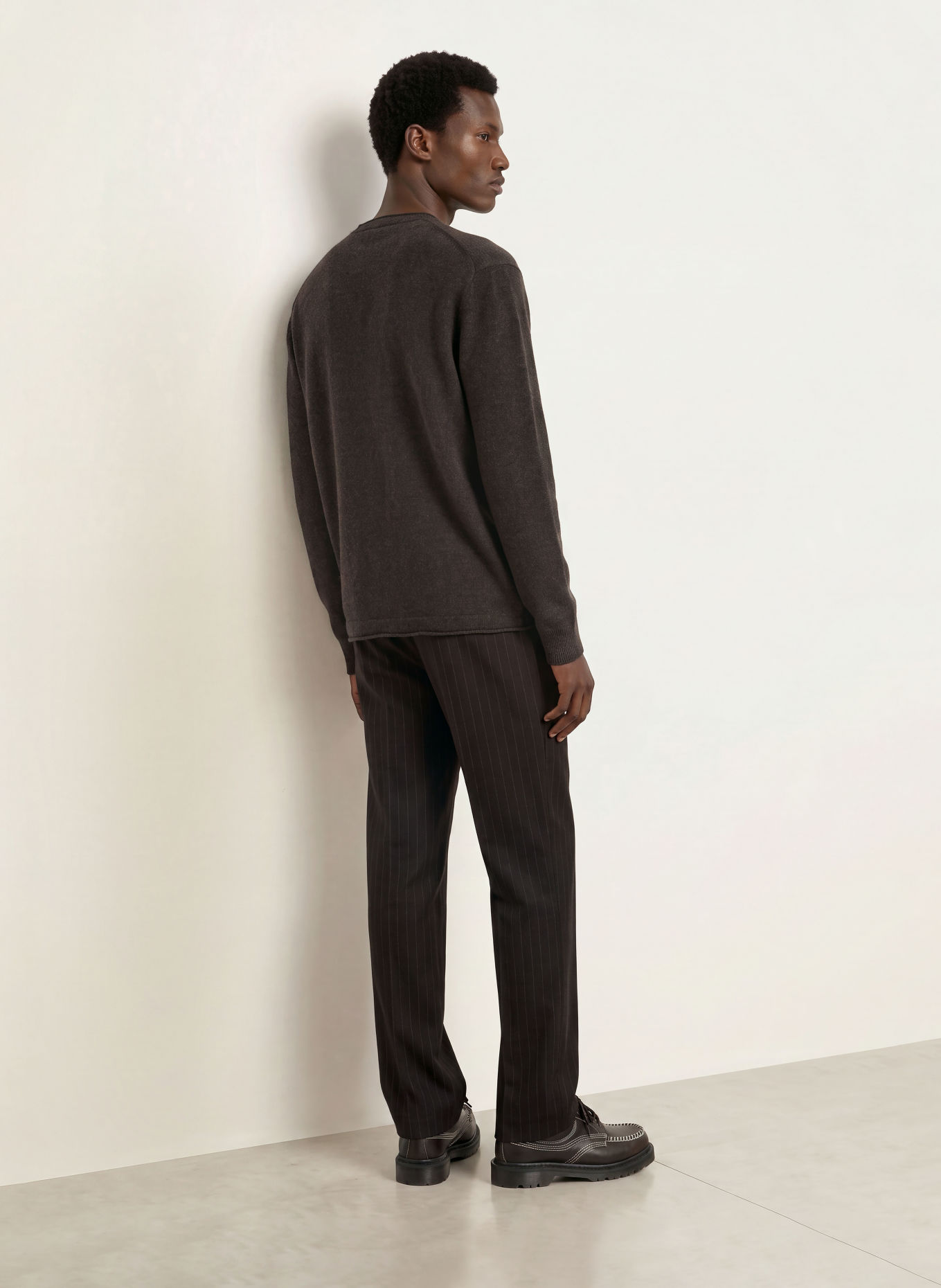 NN.07 Pull SAMMY: MARRON FONCÉ