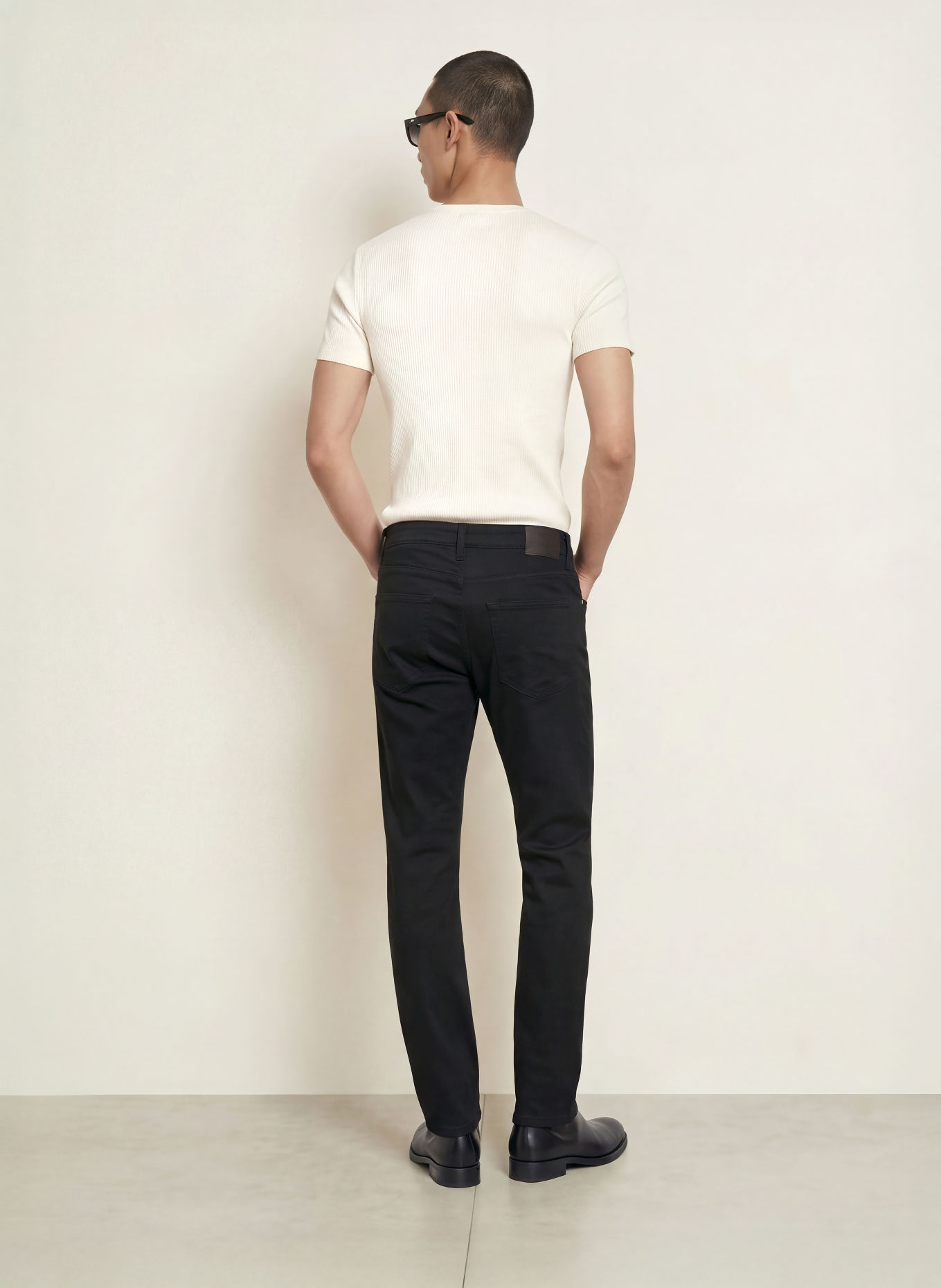 BOSS Jeans DELAWARE Slim Fit: 001 BLACK
