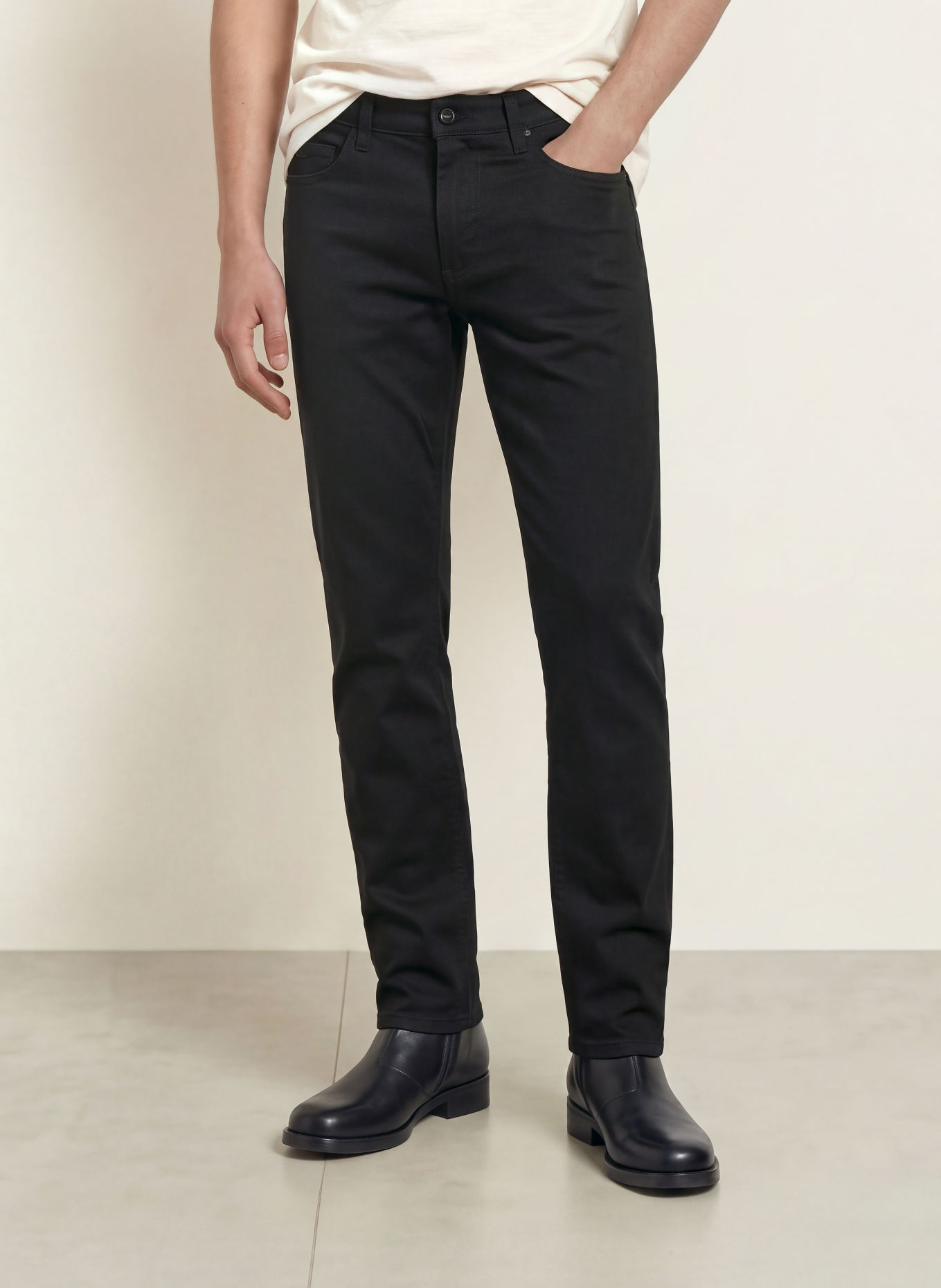 BOSS Jeans DELAWARE Slim Fit: 001 BLACK