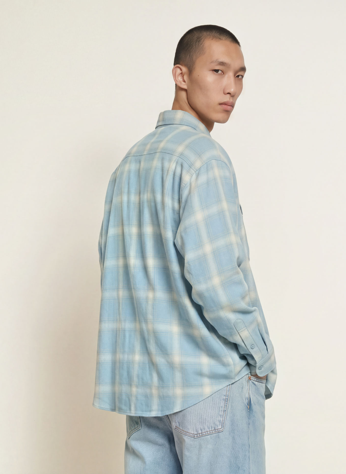 COLE BUXTON Chemise Comfort Fit avec rivets: BLEU CLAIR / BLANC