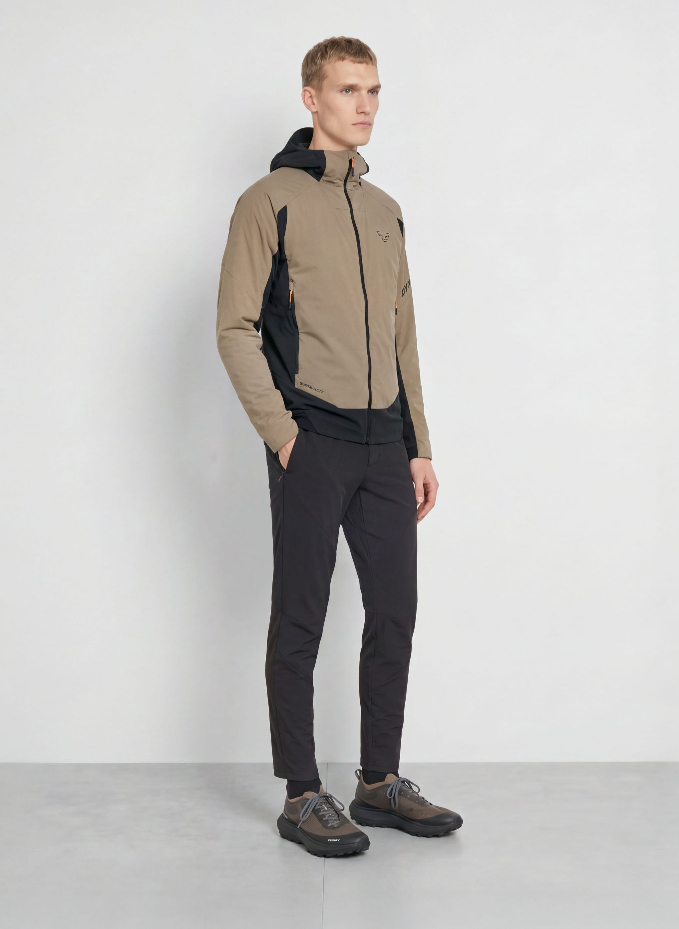 DYNAFIT Jacheta TRANSALPER PRIMALOFT®: CAMEL / NEGRU
