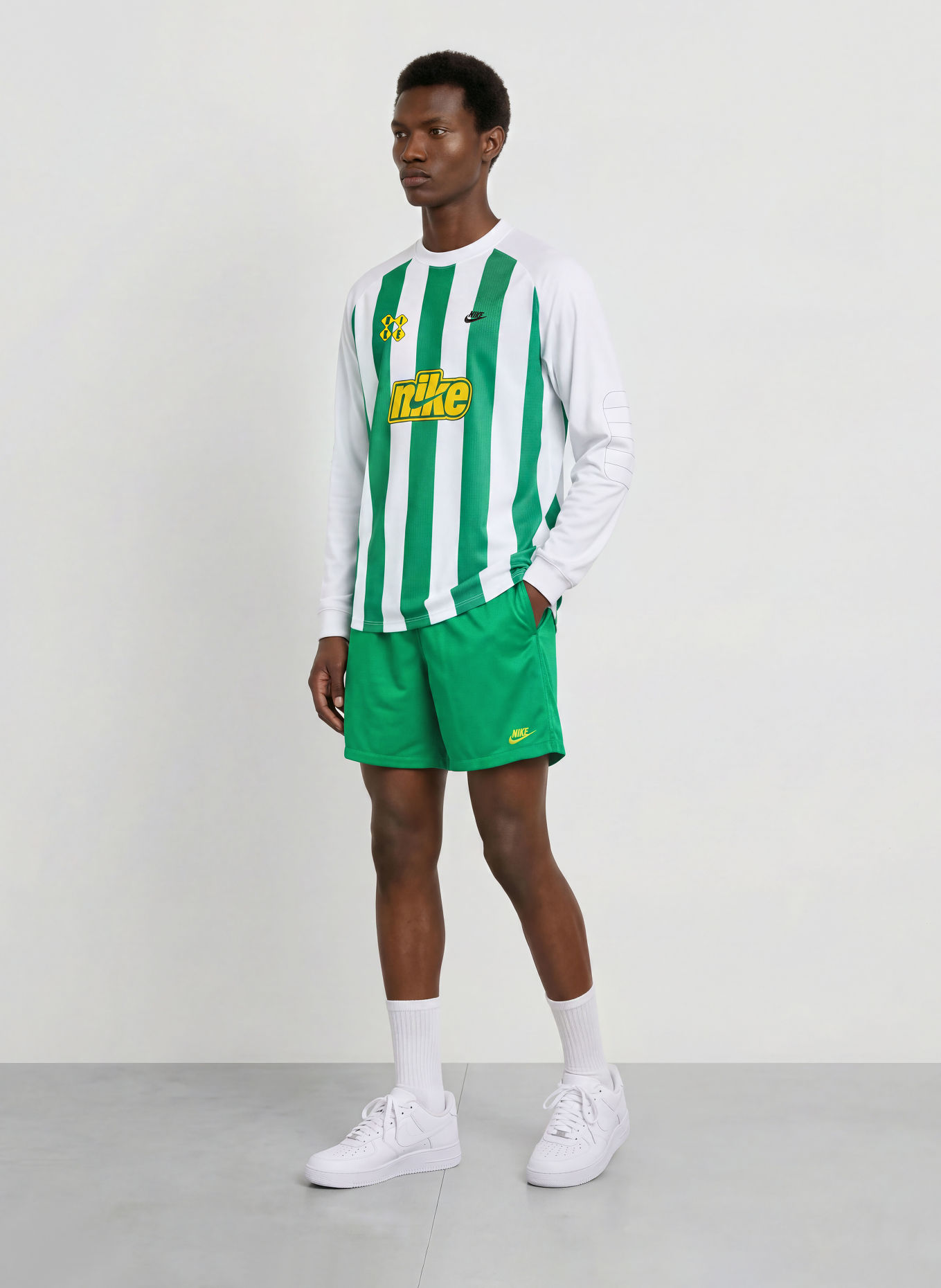 Nike Szorty CLUB FLOW: ZIELONY