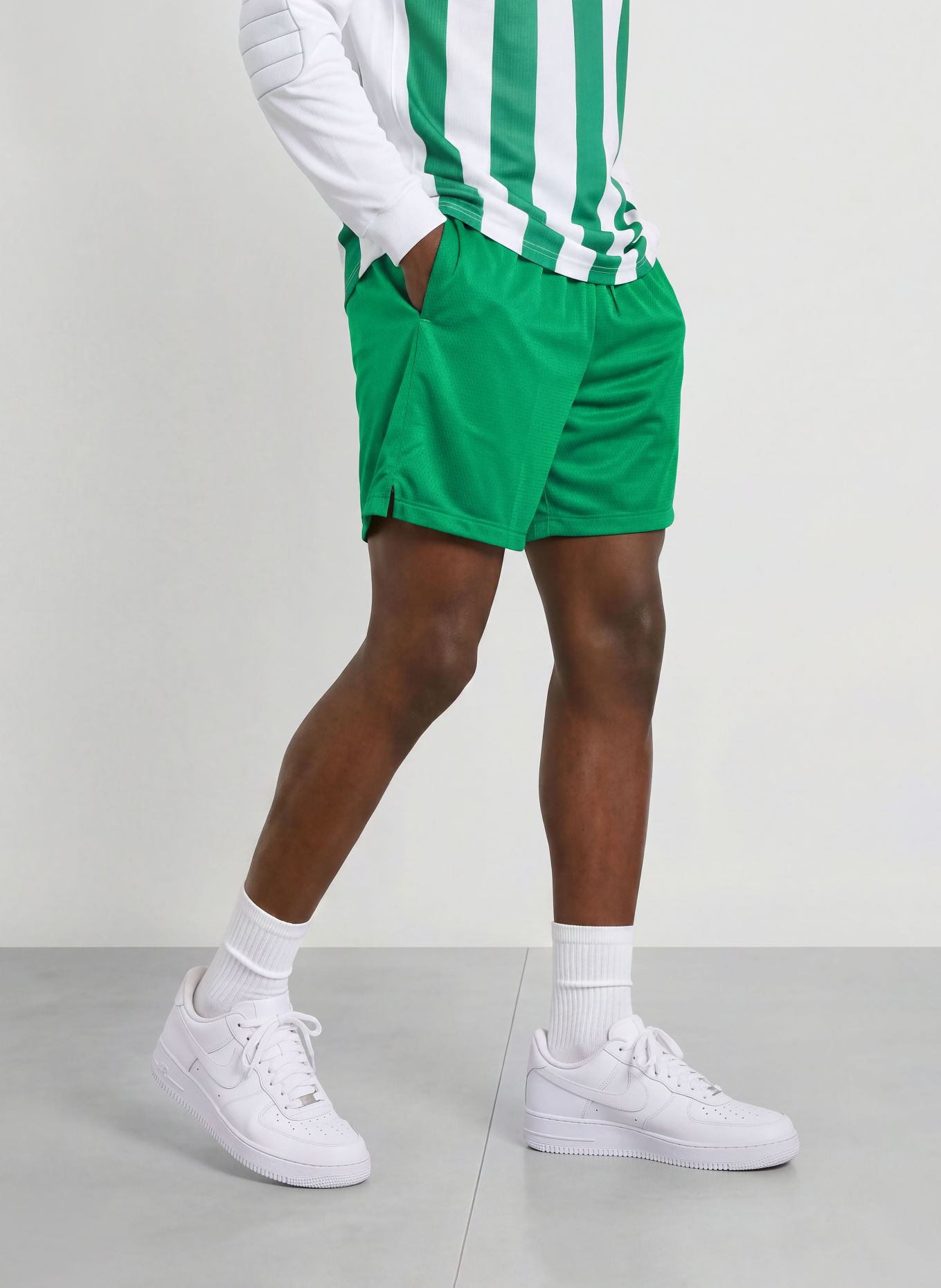 Nike Szorty CLUB FLOW: ZIELONY