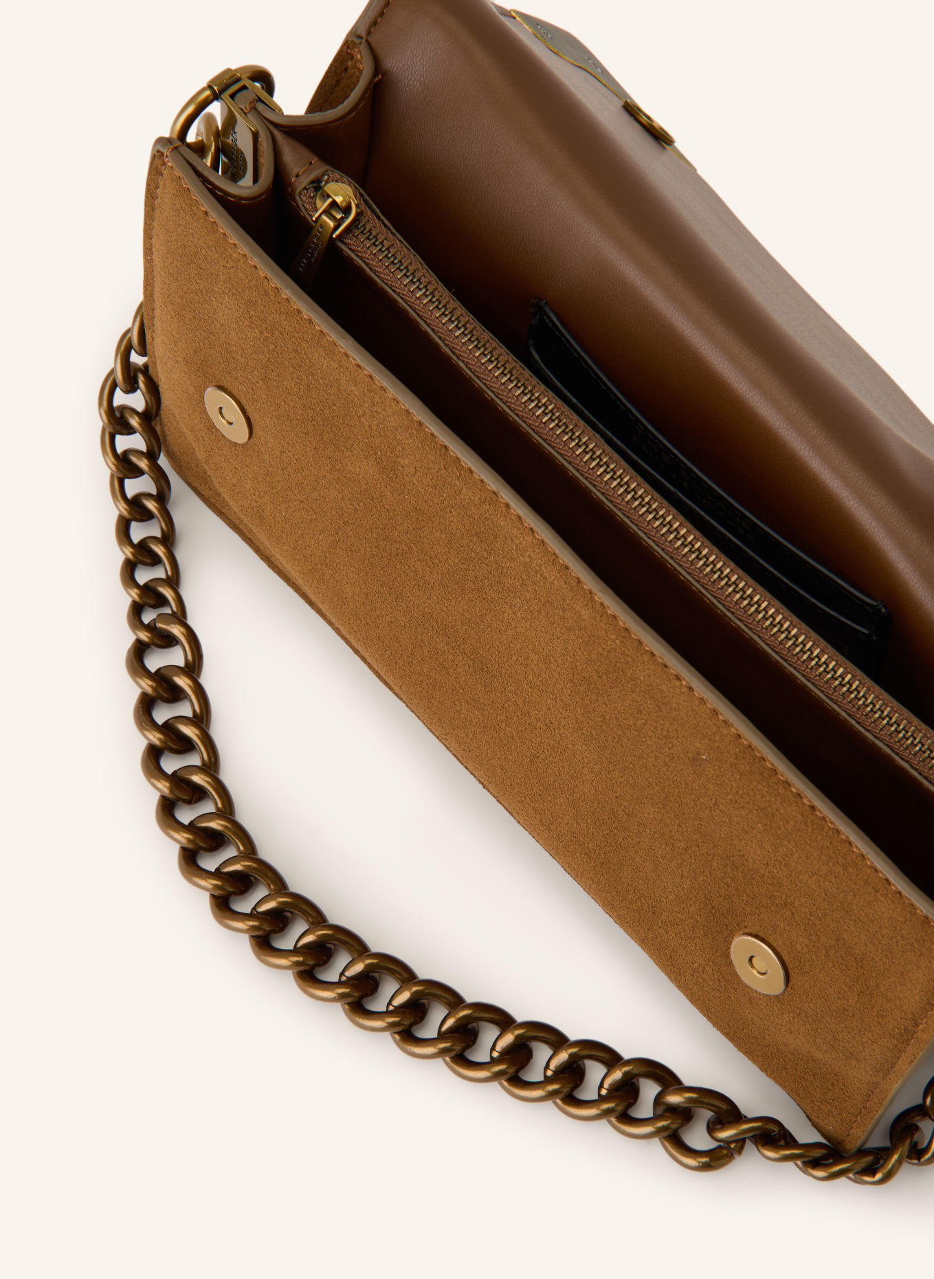 KURT GEIGER Schoudertas SLOANE met studs en sierstenen: COGNAC / GOUD