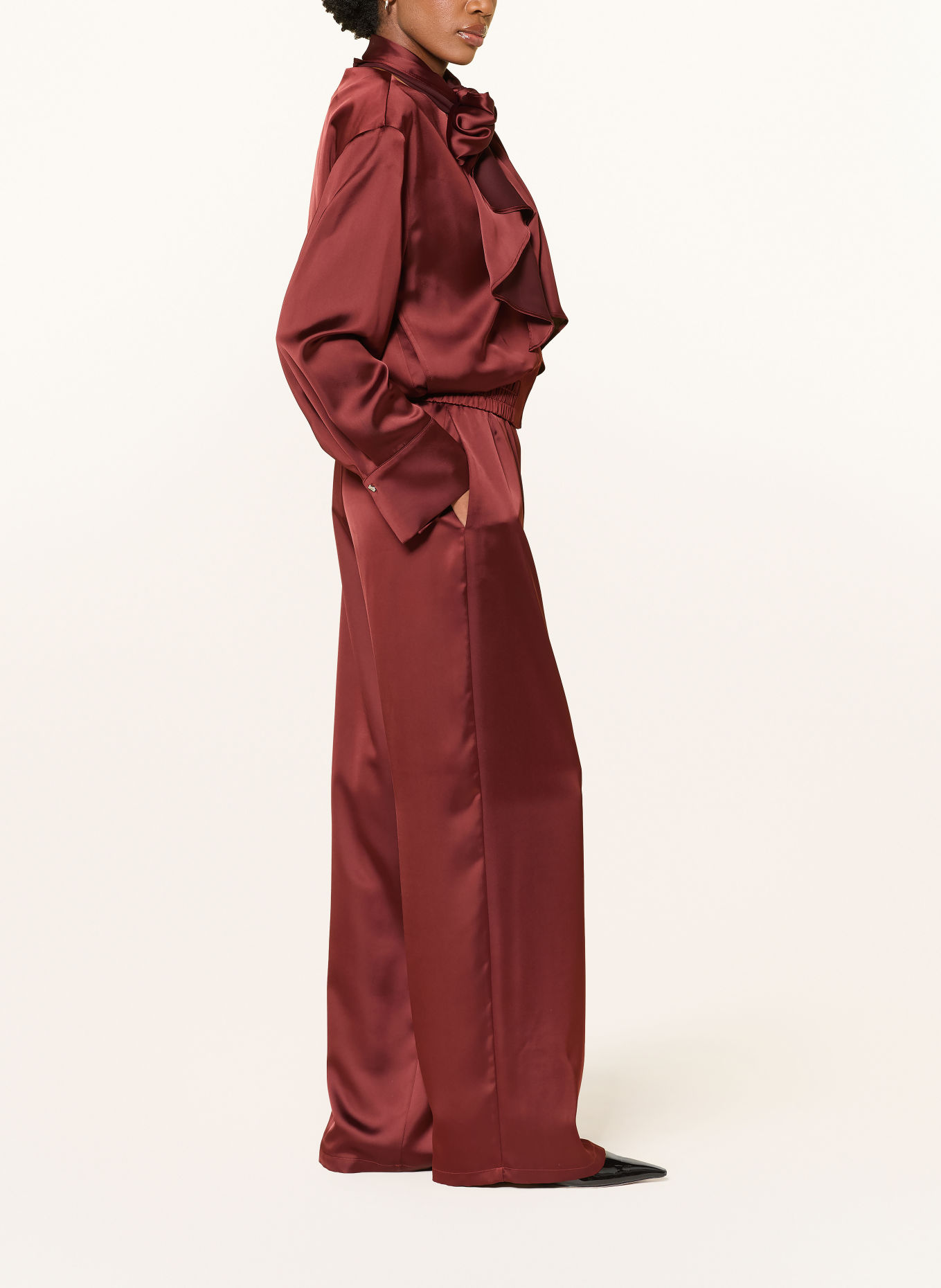 HUGO Marlenehose HASANNA aus Satin: DUNKELBRAUN