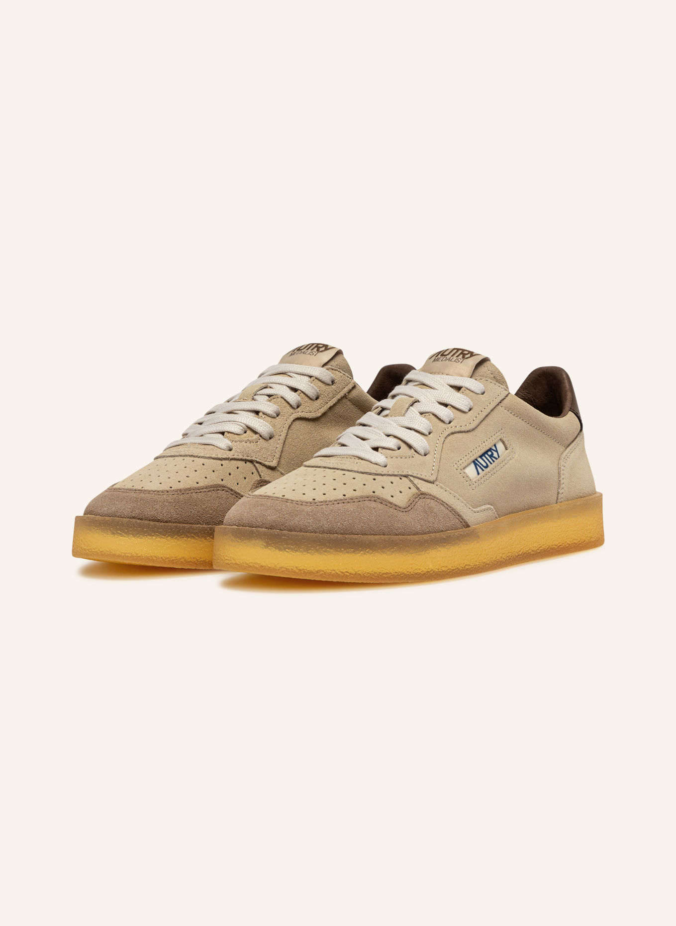 AUTRY Sneakers MEDALIST LOW: BEIGE / BRUIN