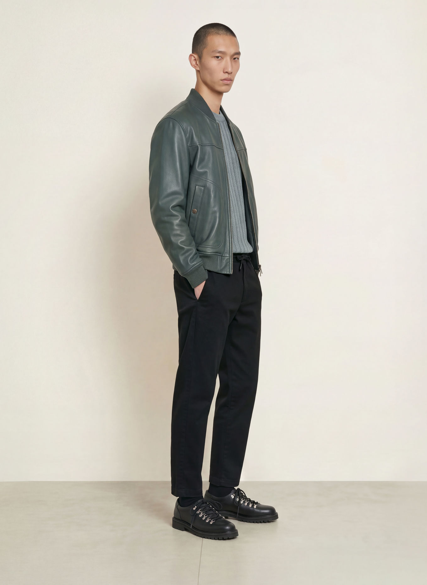 BOSS Pantaloni chino cu croială conică: NEGRU