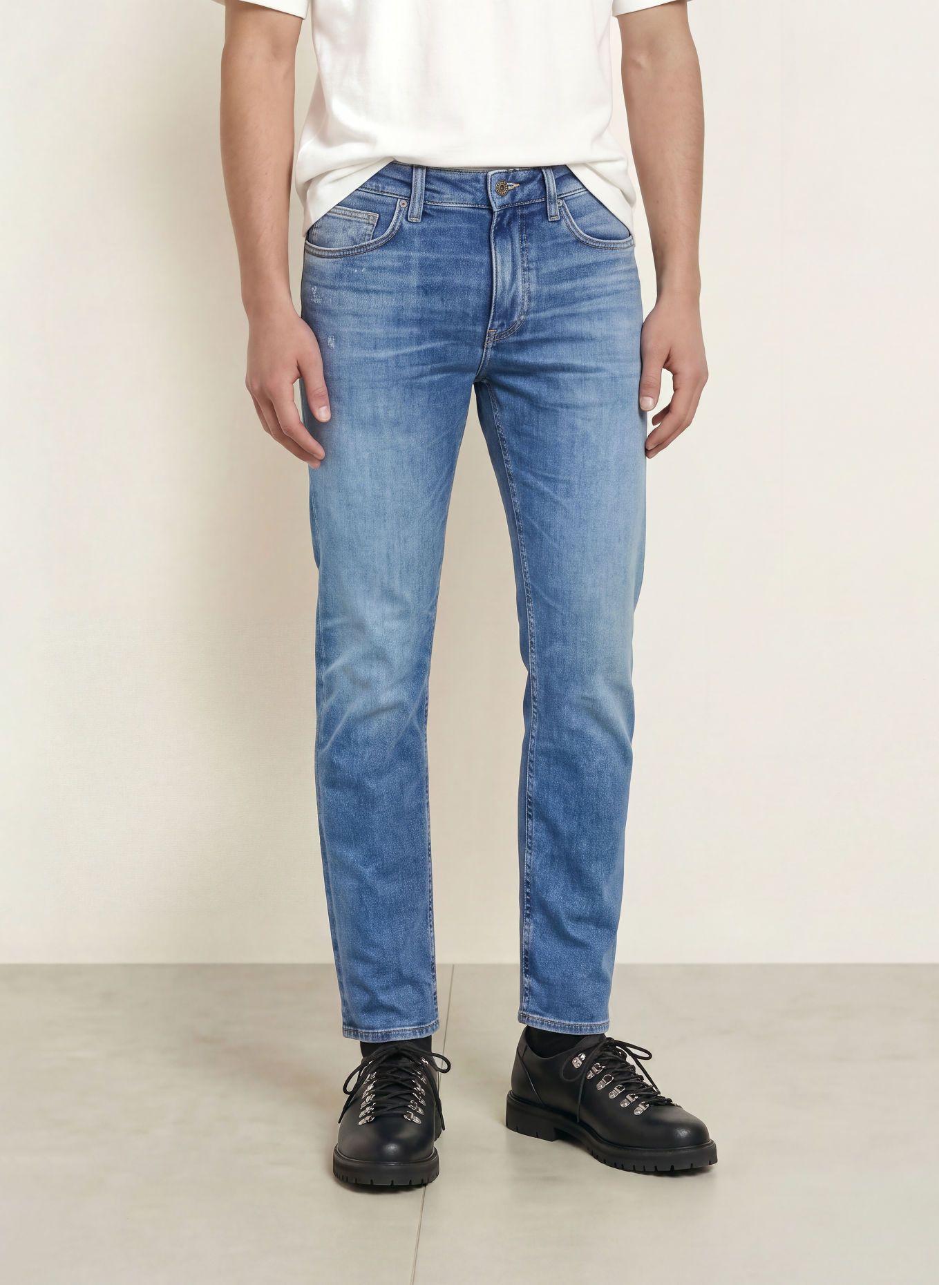 BOSS Jeans DELAWARE Extra Slim Fit: 438 BRIGHT BLUE
