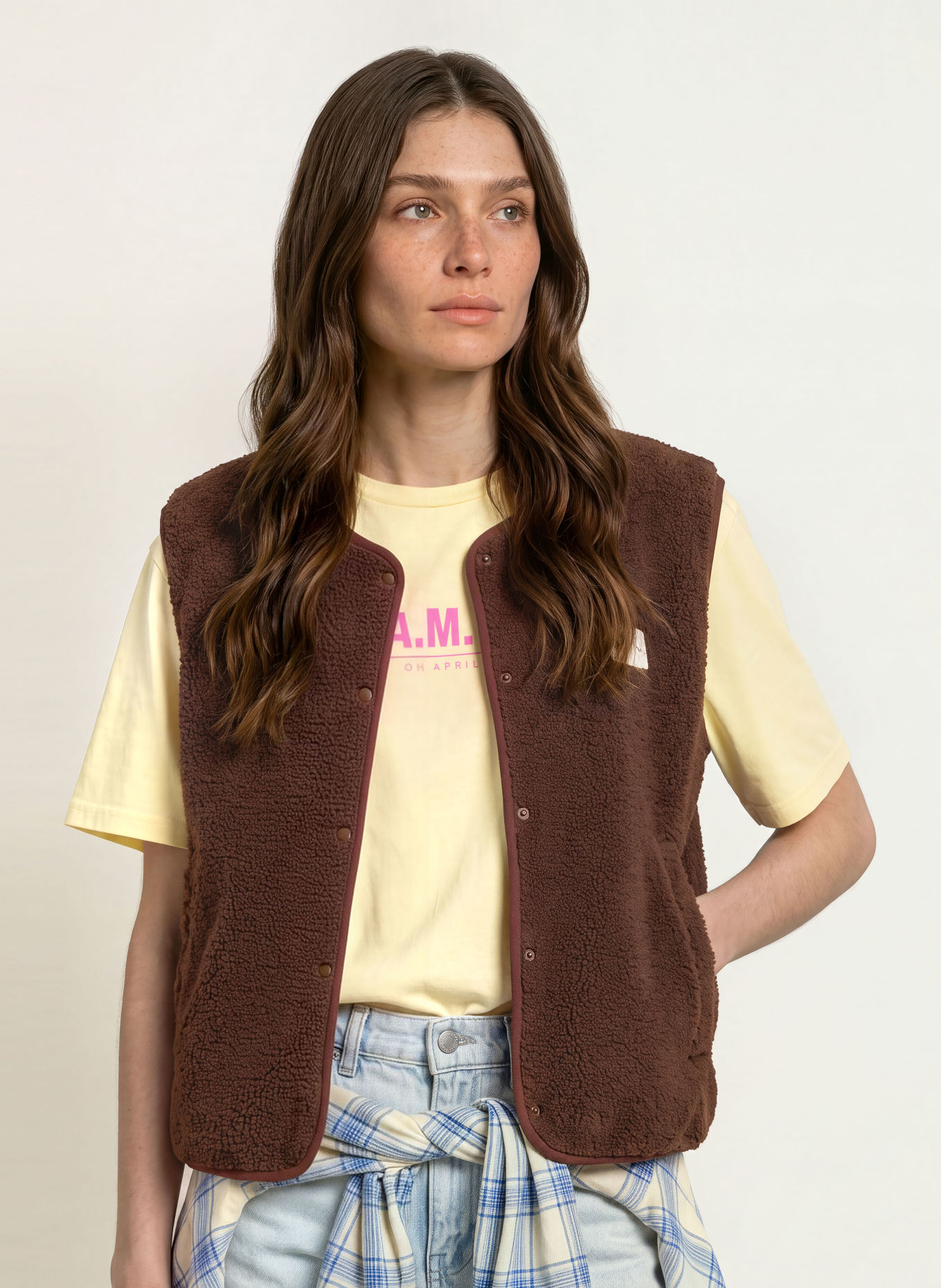 OH APRIL Teddyfell-vest MAGNOLIA: MARRON FONCÉ