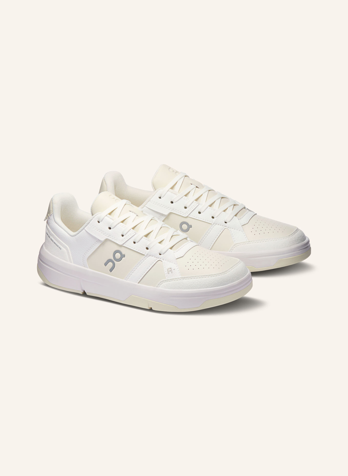 On Sneakers THE ROGER CLUBHOUSE: WIT / CRÈME