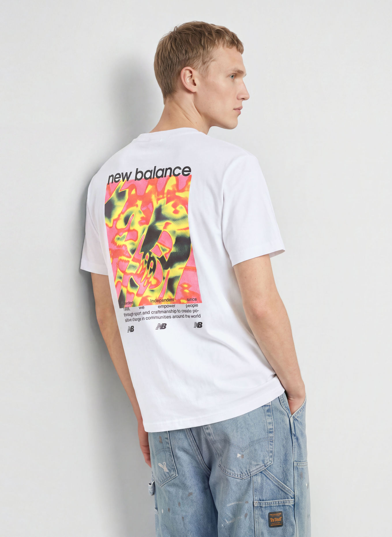 new balance T-shirt MT6200: HVID