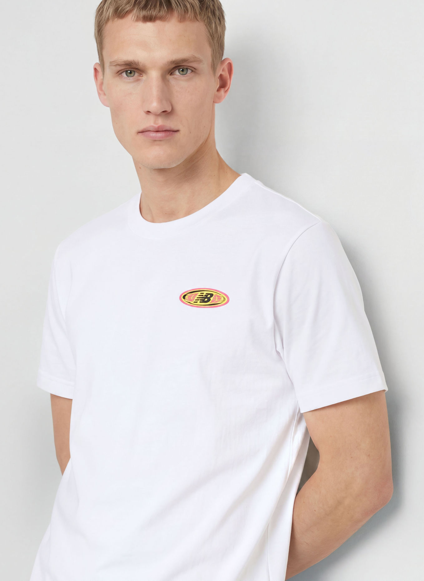 new balance T-shirt MT6200: HVID