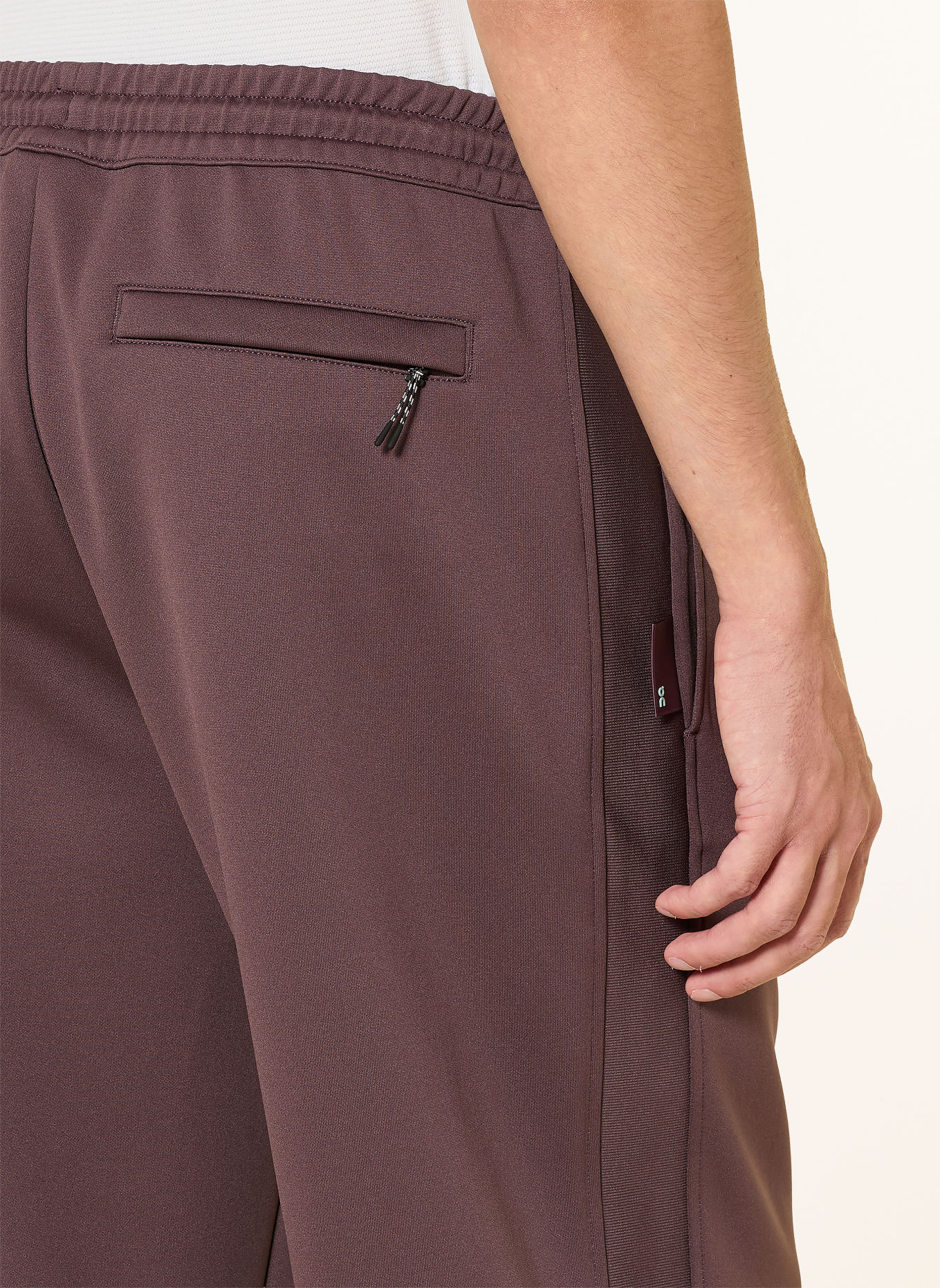 On COURTSIDE Sweatpants: PURPLE