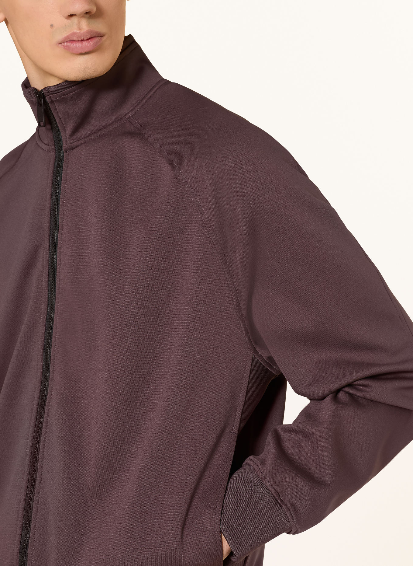 On Tennisjacke COURTSIDE: LILA