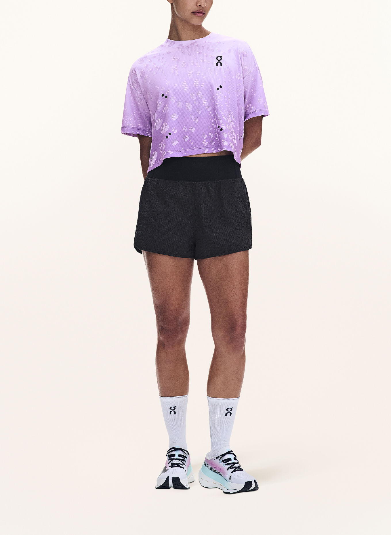 On Functional shirt PERFORMANCE VOLT-T: PURPLE / LIGHT PURPLE