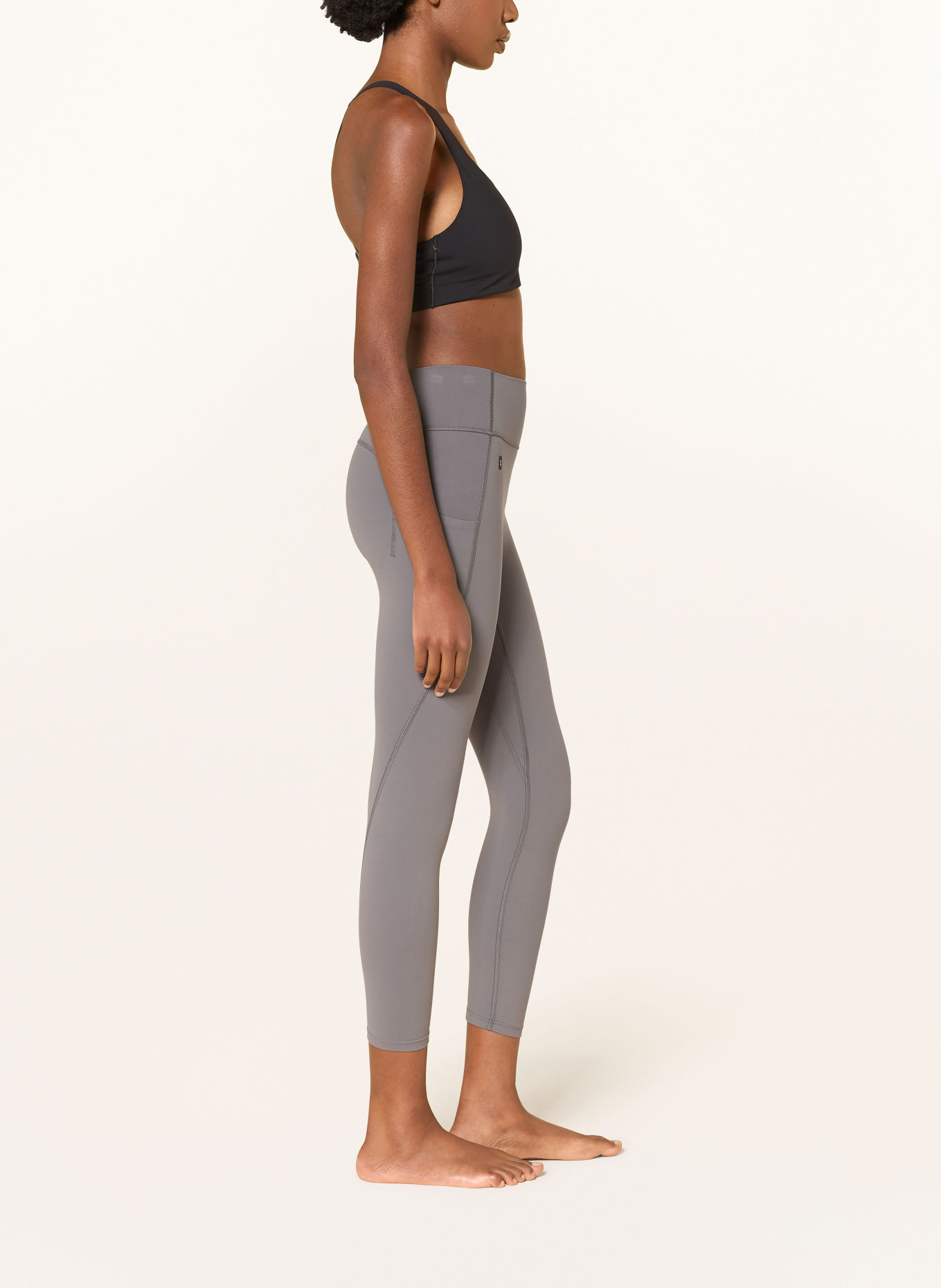 On Tights STUDIO: GRÅ