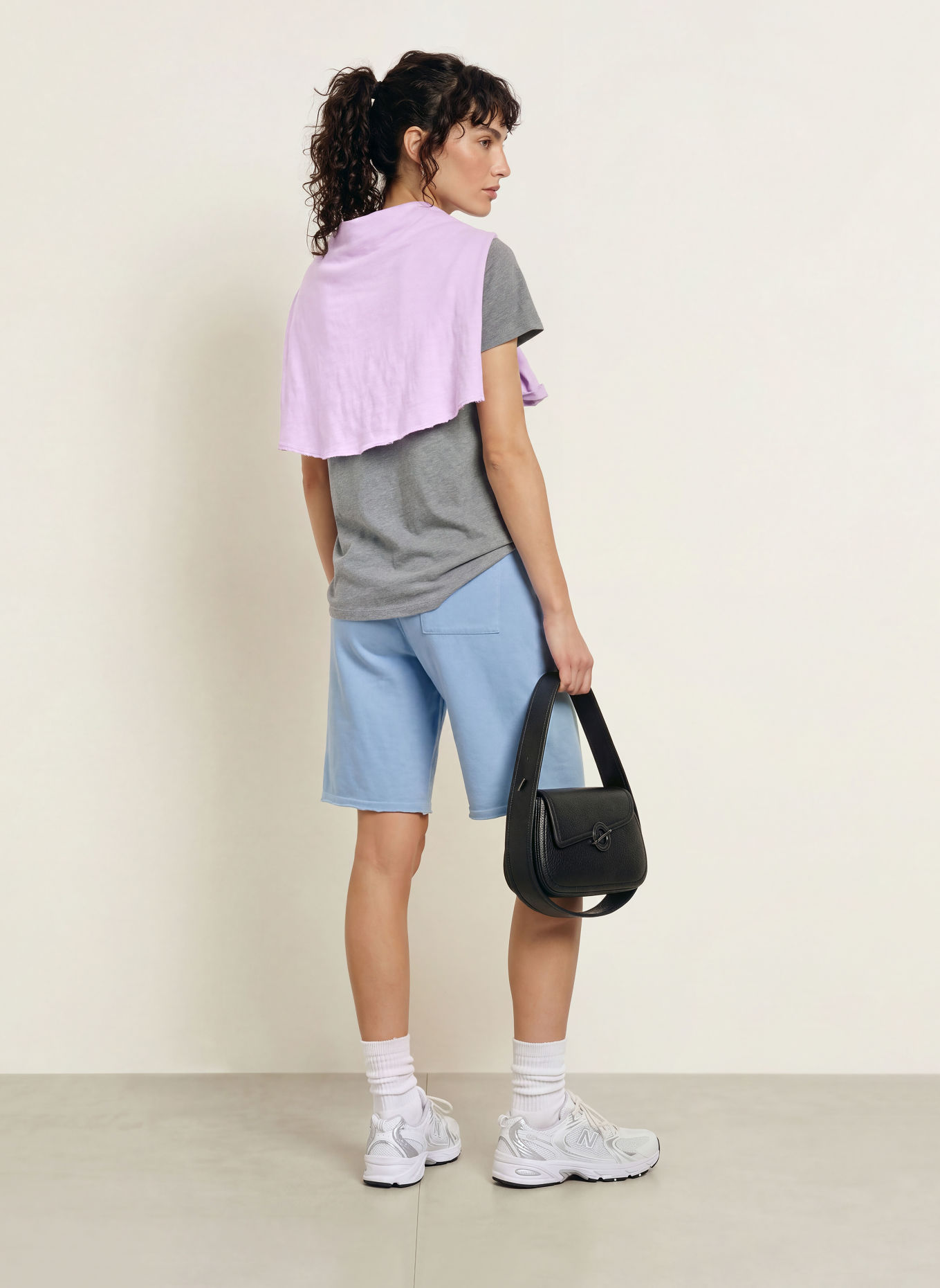 American Vintage AFOMA-Sweatshorts: LICHTBLAUW