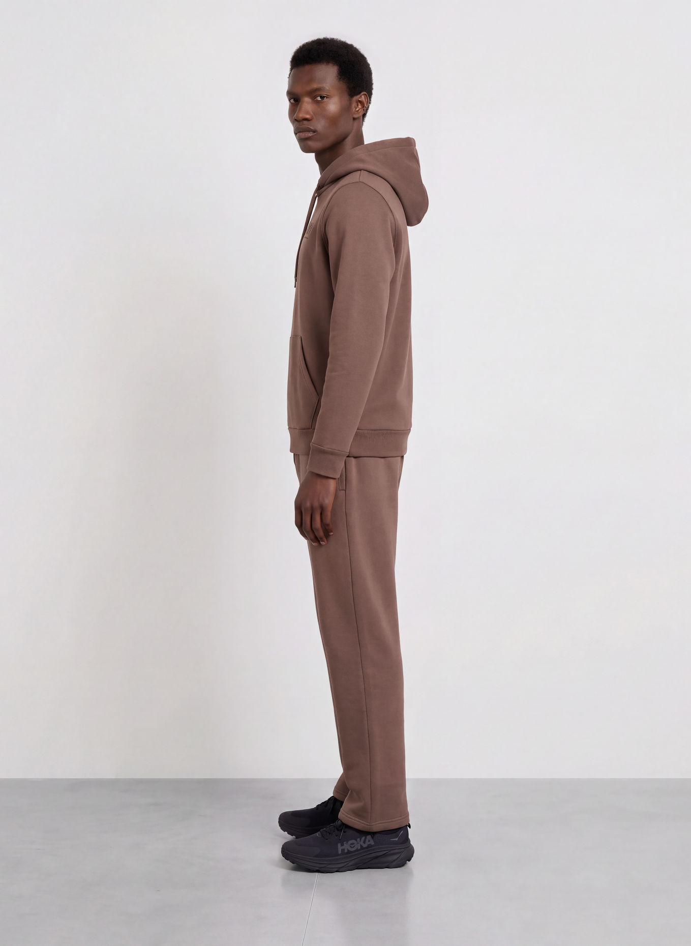 UNDER ARMOUR Sweatpants UA ICON FLEECE: DUNKELBRAUN