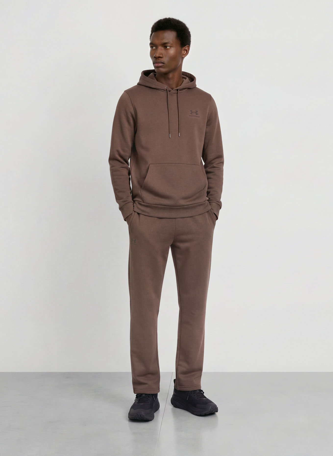 UNDER ARMOUR Hoodie UA ICON FLEECE: DUNKELBRAUN