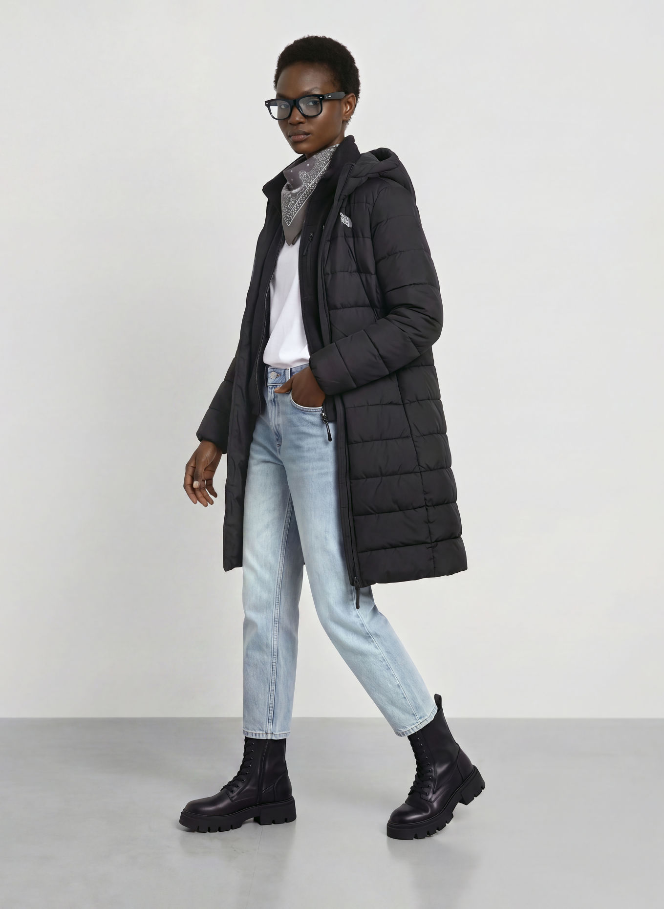 THE NORTH FACE Vatteret frakke ACONCAGUA HOODED: SORT
