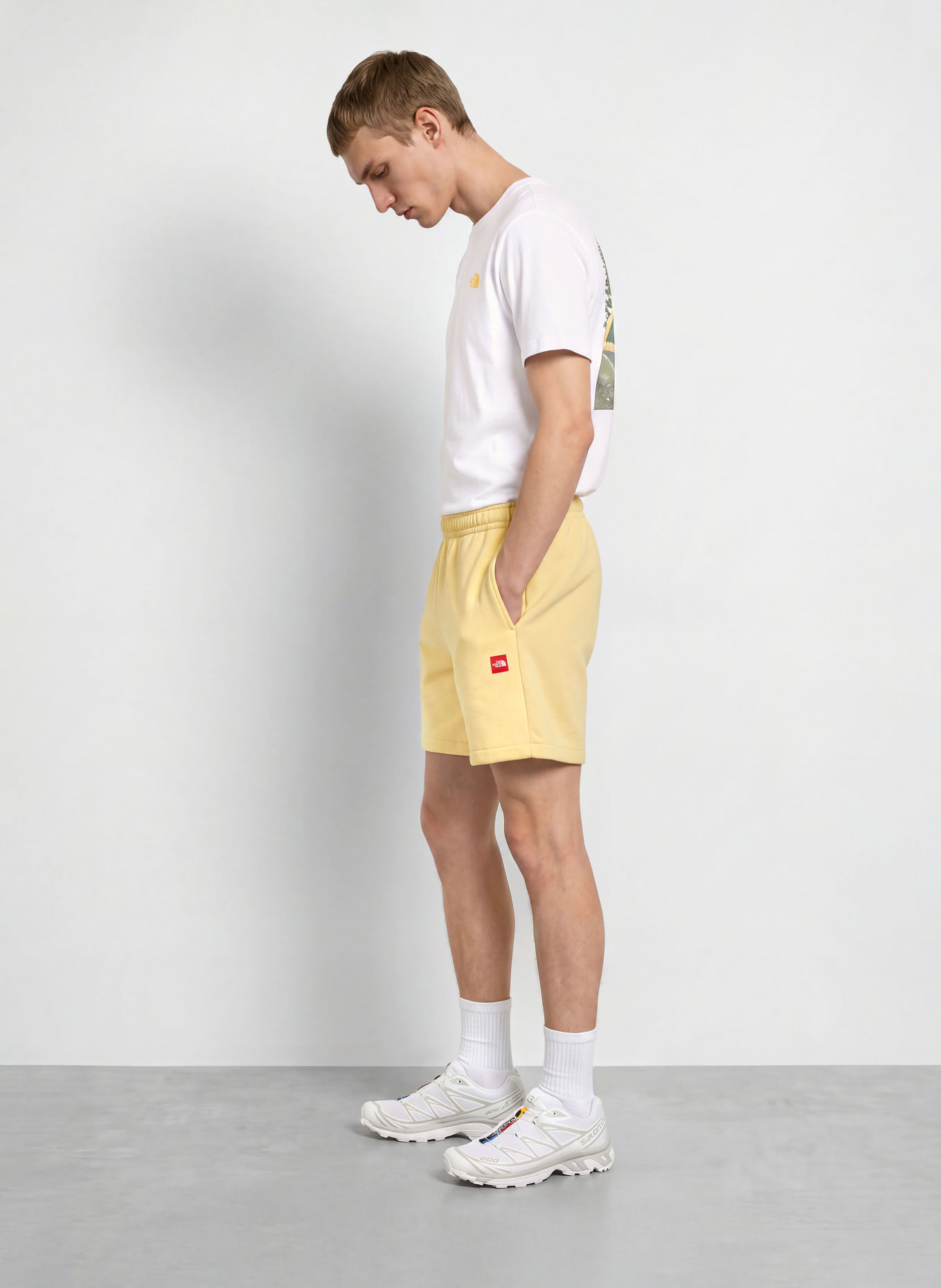 THE NORTH FACE T-Shirt PITCH A TENT: WEISS