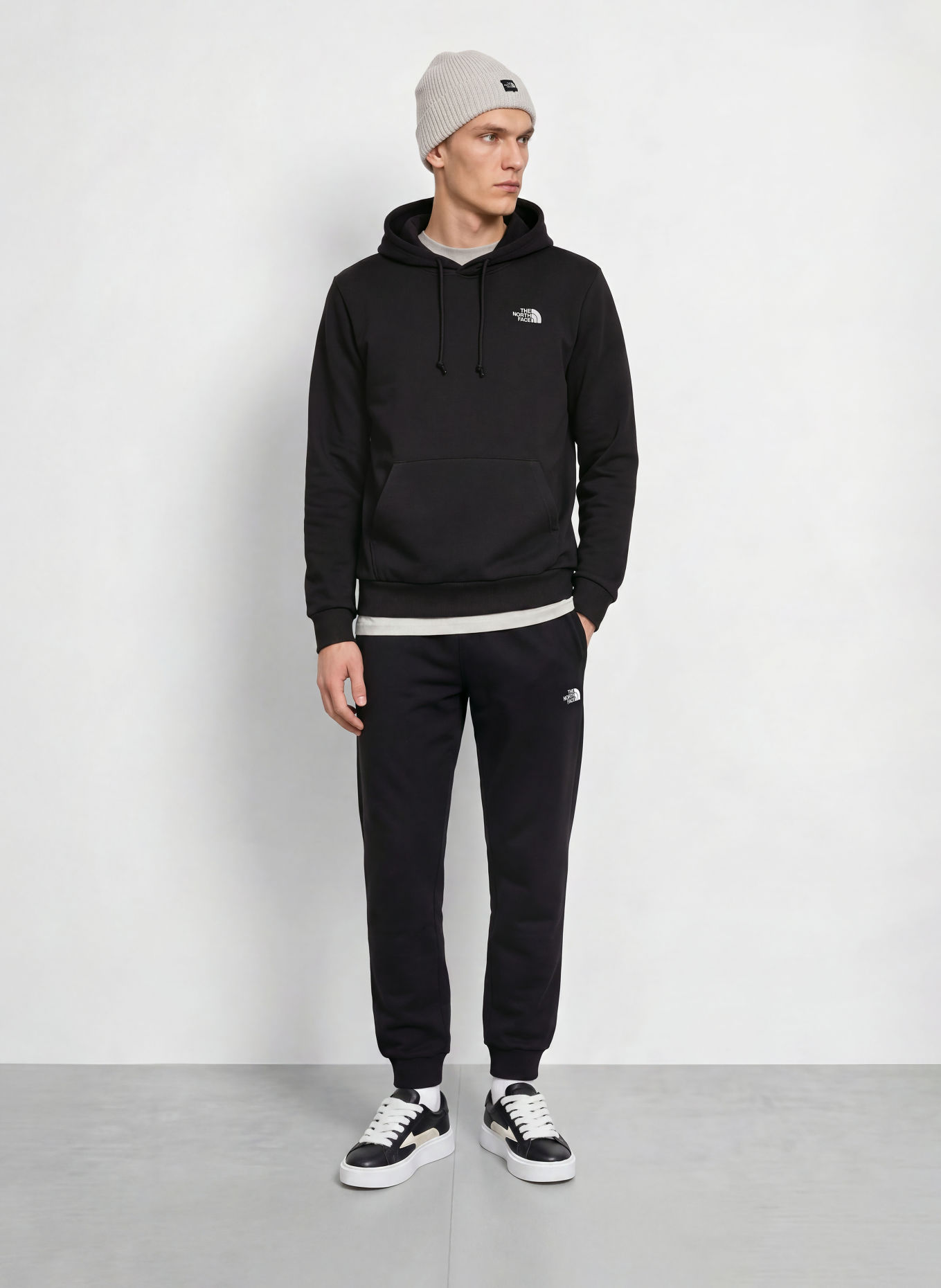 THE NORTH FACE Hoodie EVOLUTION SIMPLE DOME: SCHWARZ