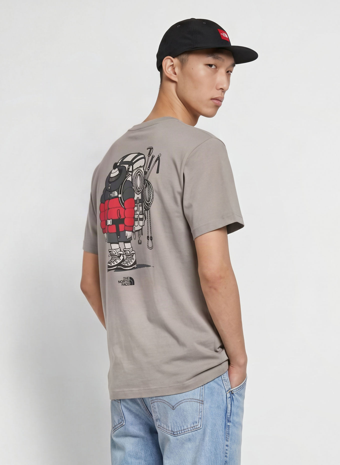 THE NORTH FACE T-shirt GEAR UP GET OUT: TAUPE