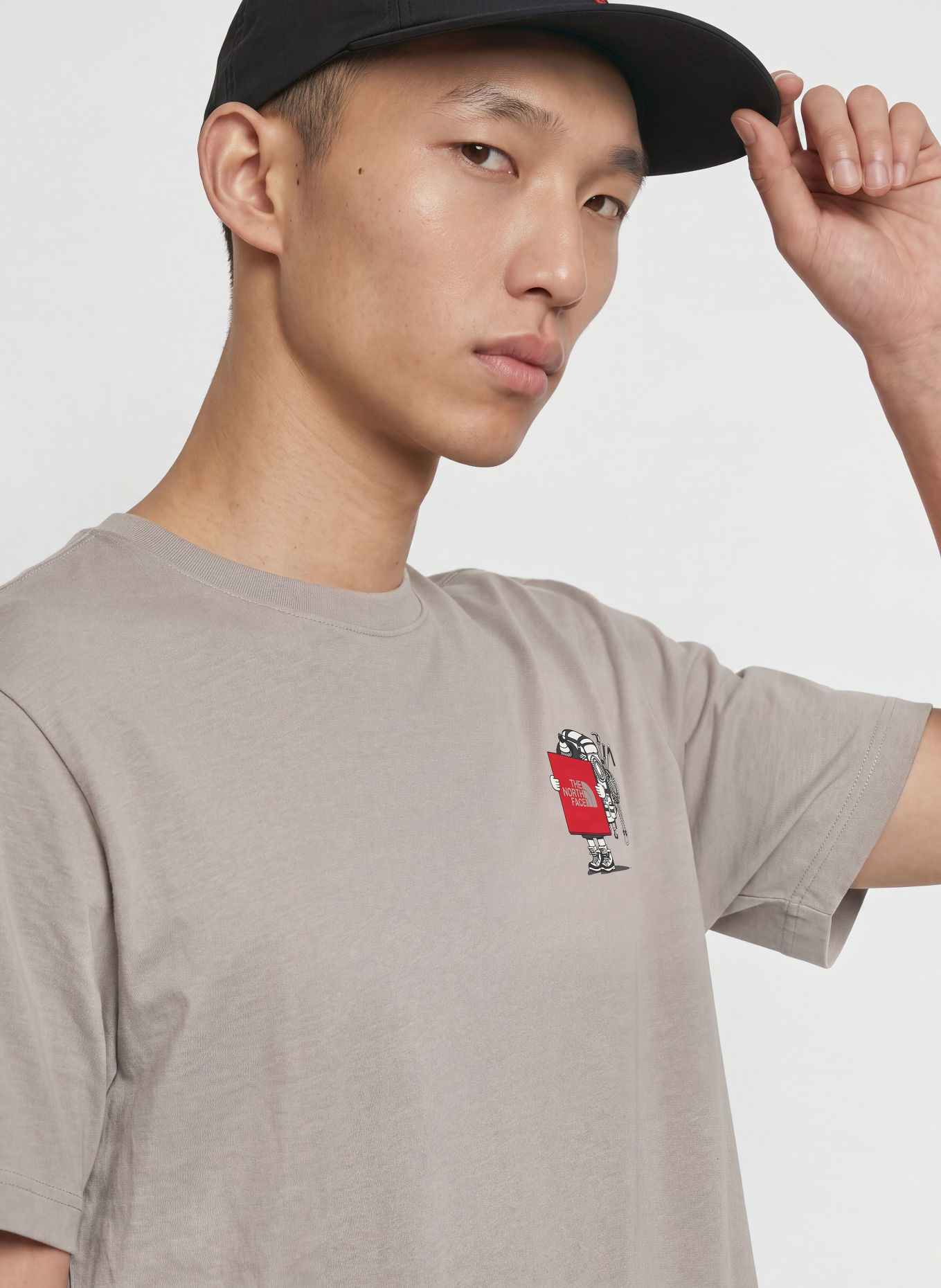 THE NORTH FACE T-shirt GEAR UP GET OUT: TAUPE