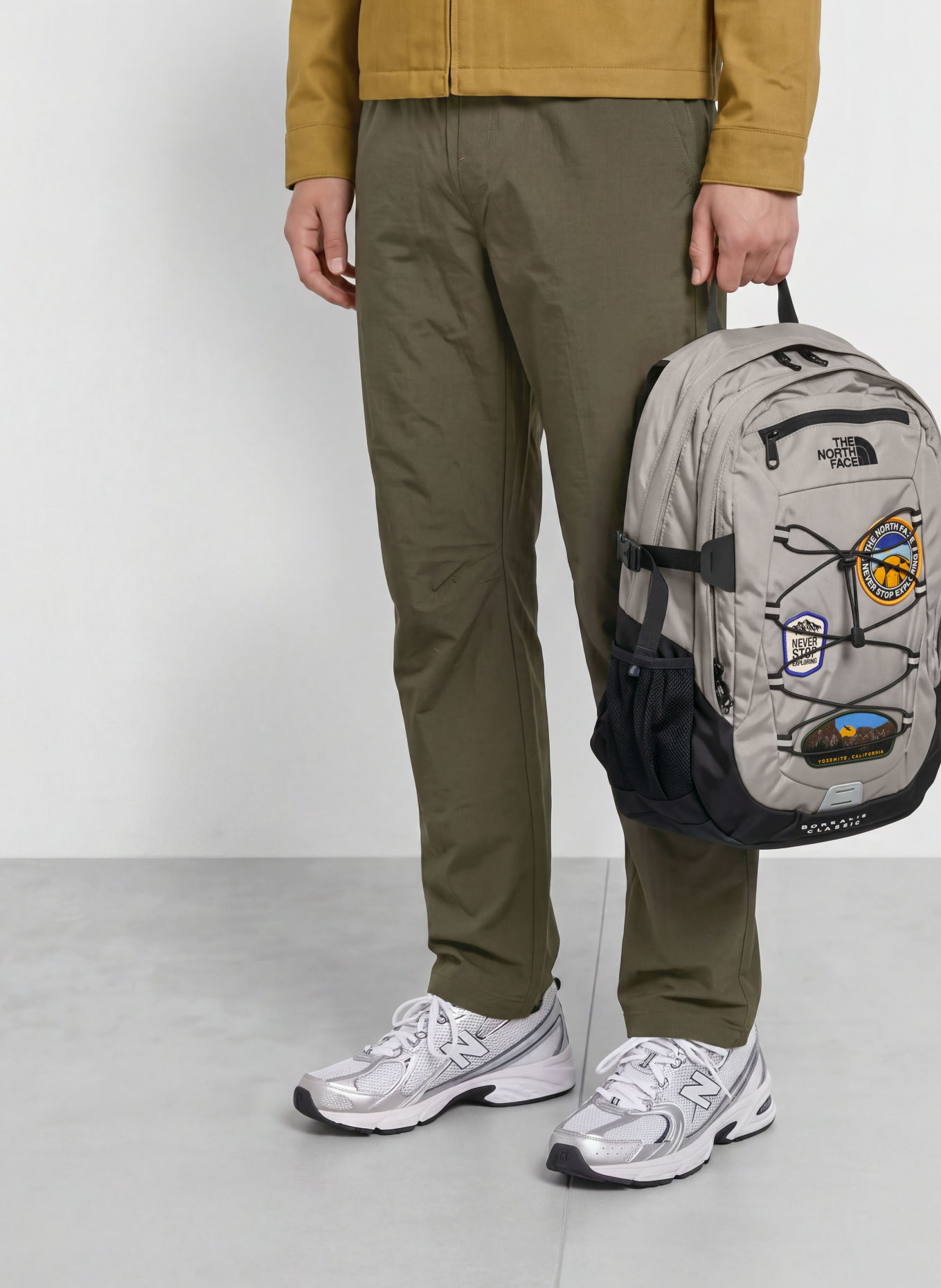 THE NORTH FACE Rugzak BOREALIS CLASSIC PATCH 29 l: BEIGE / ZWART