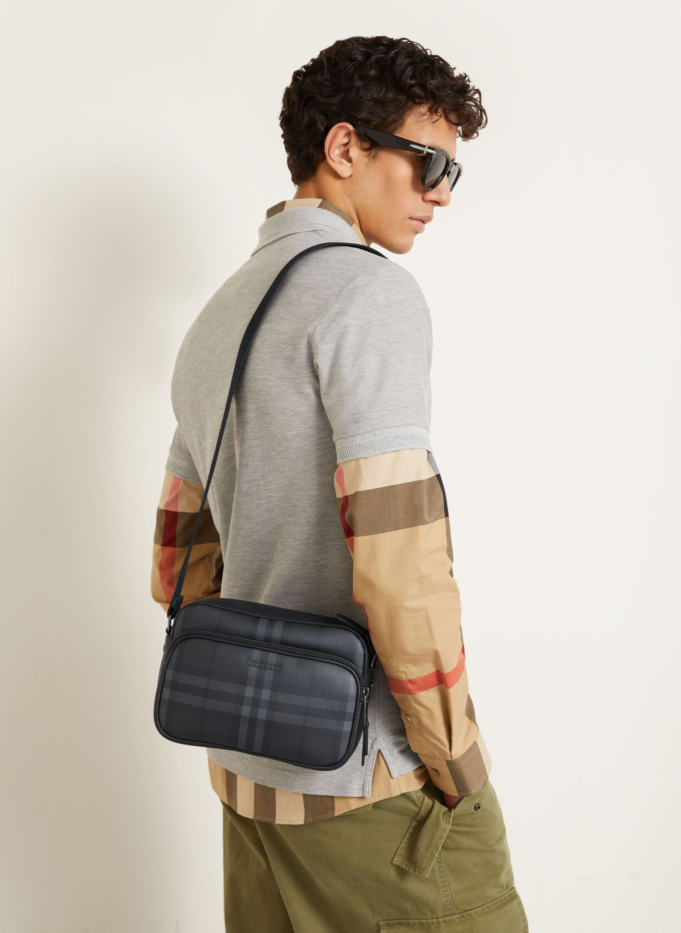 BURBERRY POCKET Crossbody bag: DARK GRAY / BLACK
