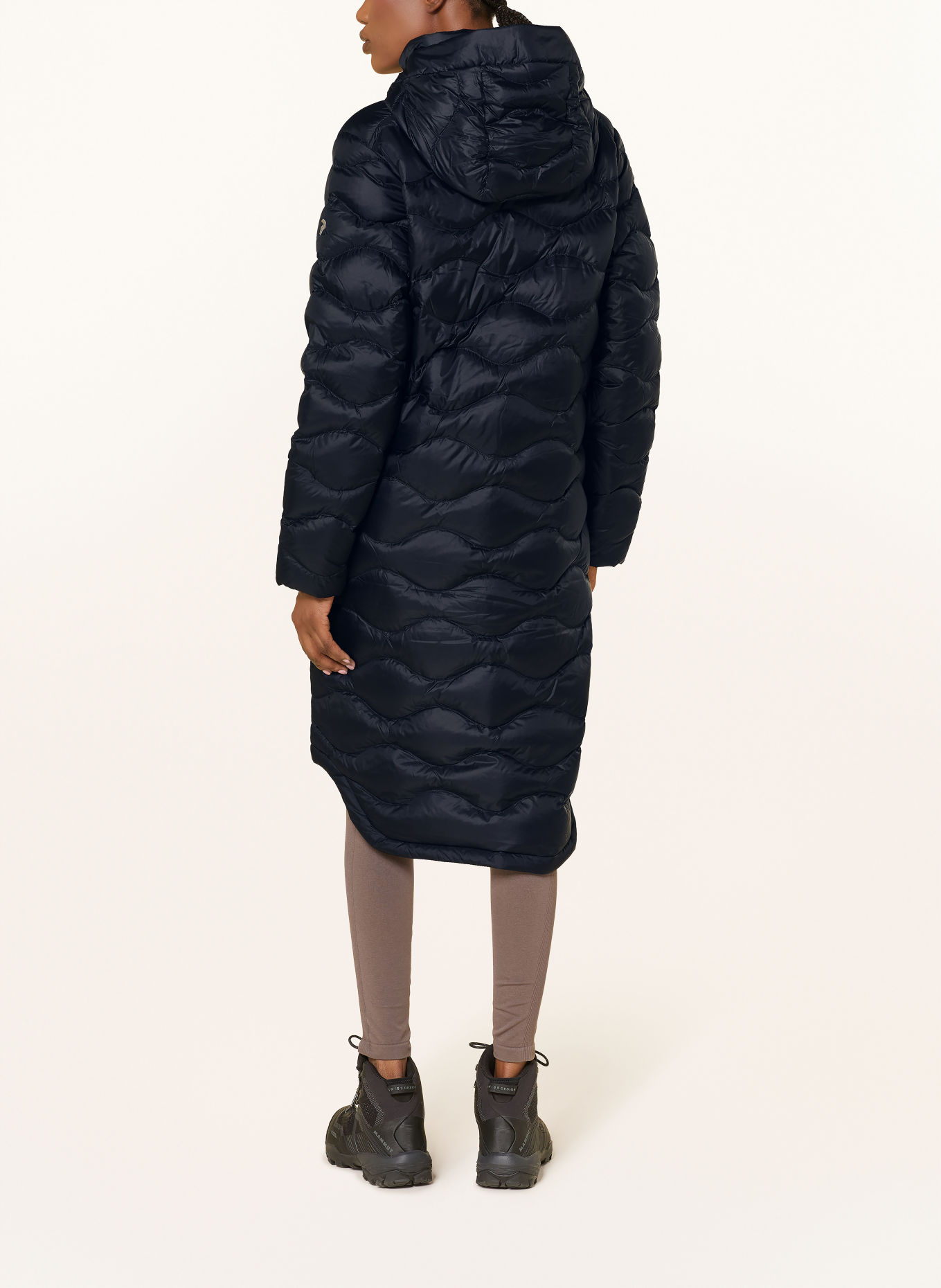 Peak Performance Doudoune légère HELIUM avec capuche amovible: NOIR / BLANC