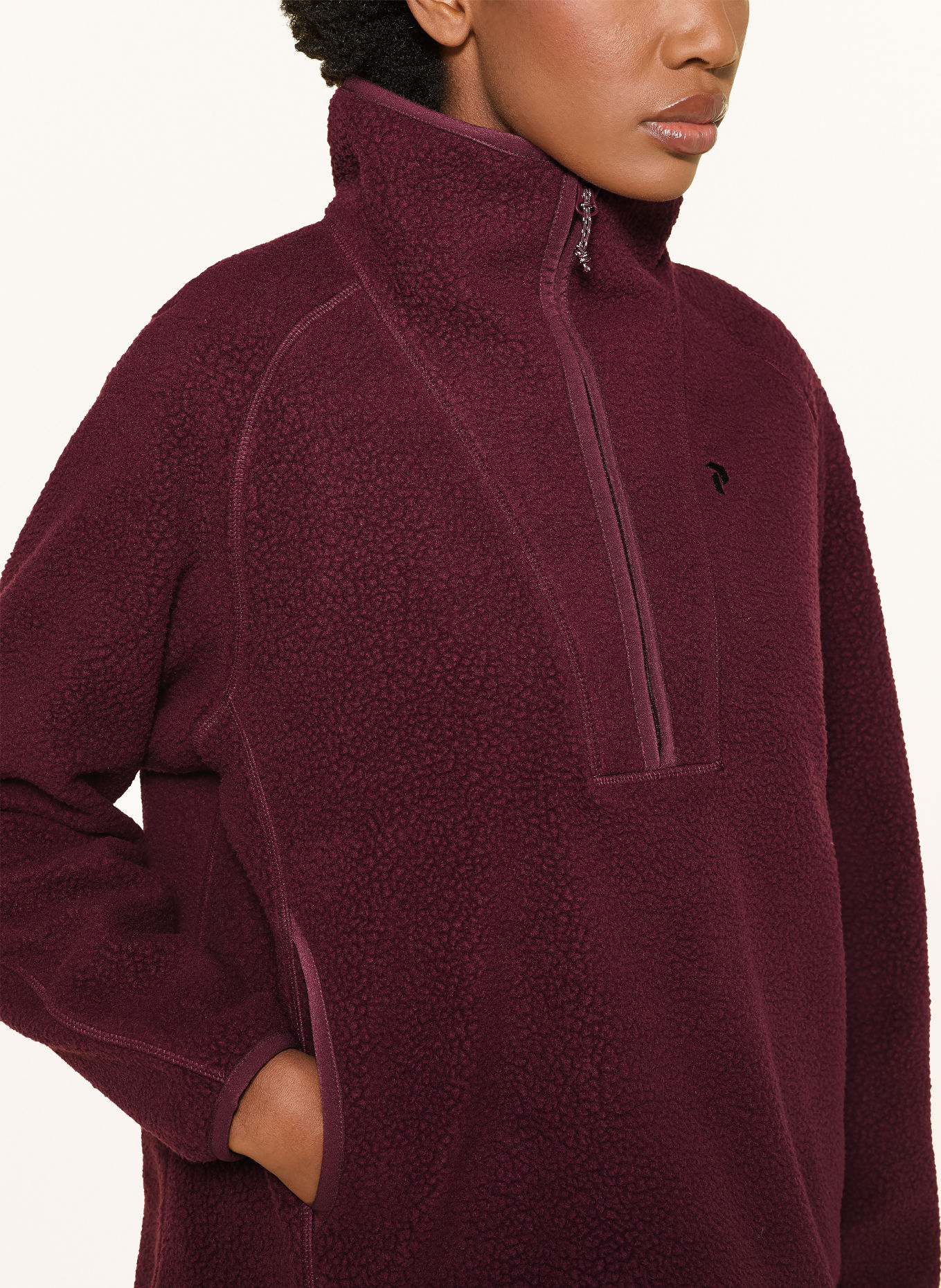 Peak Performance Fleece-tröja NATURERUSH: MÖRKRÖD