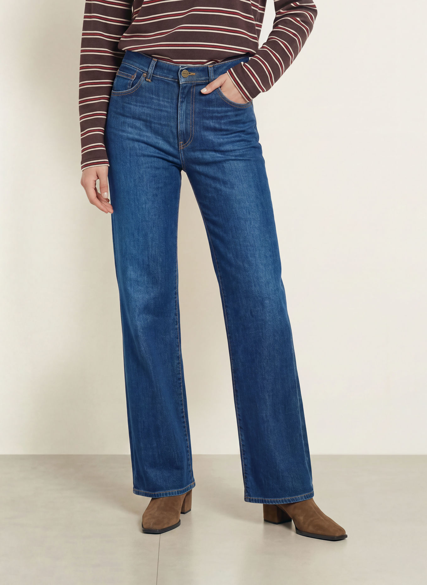 Dondup Flared Jeans AMBER: 800 denim dublau