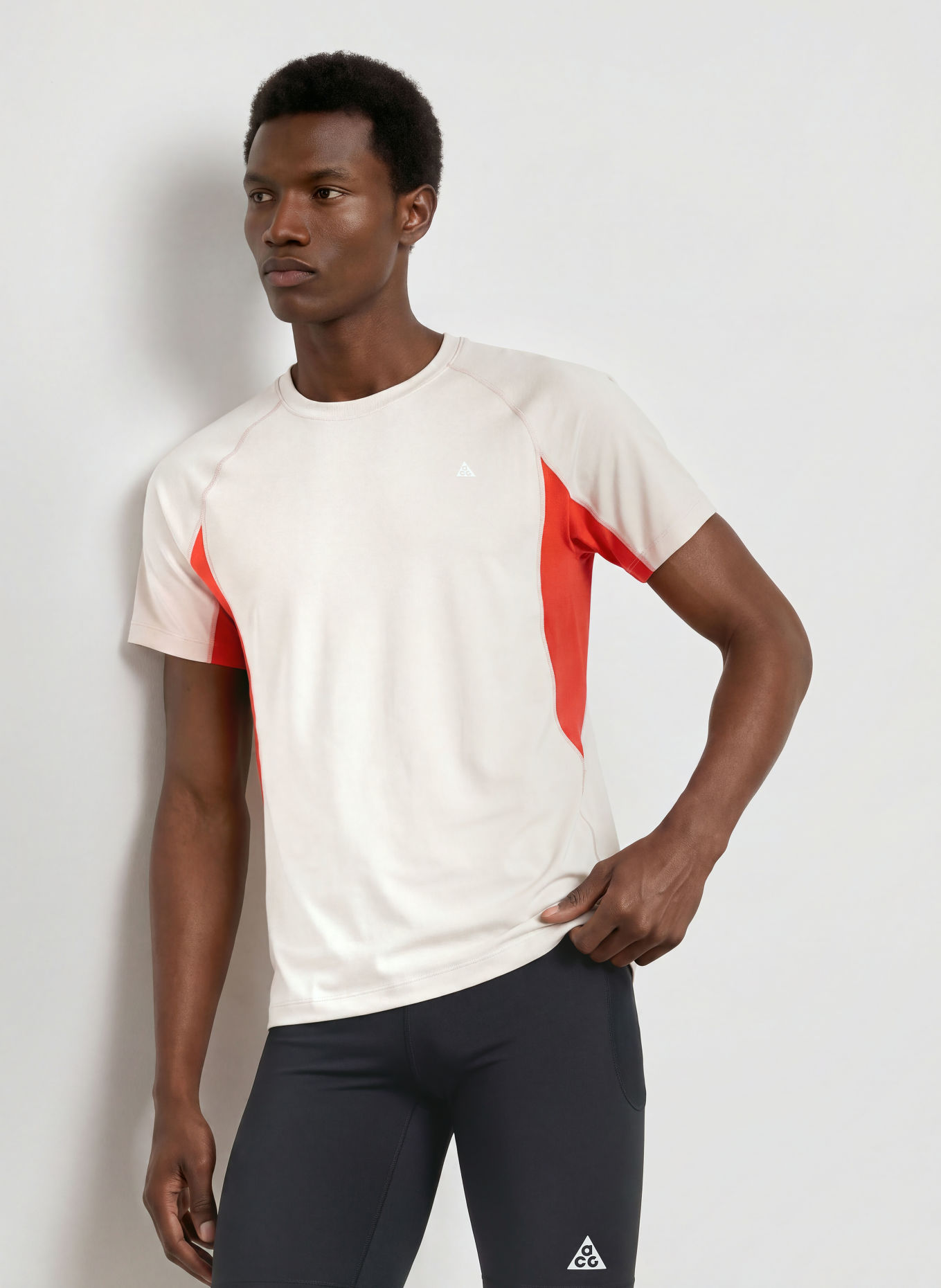 Nike Trainingsshirt ACG WILDSEE: CRÈME / ROOD