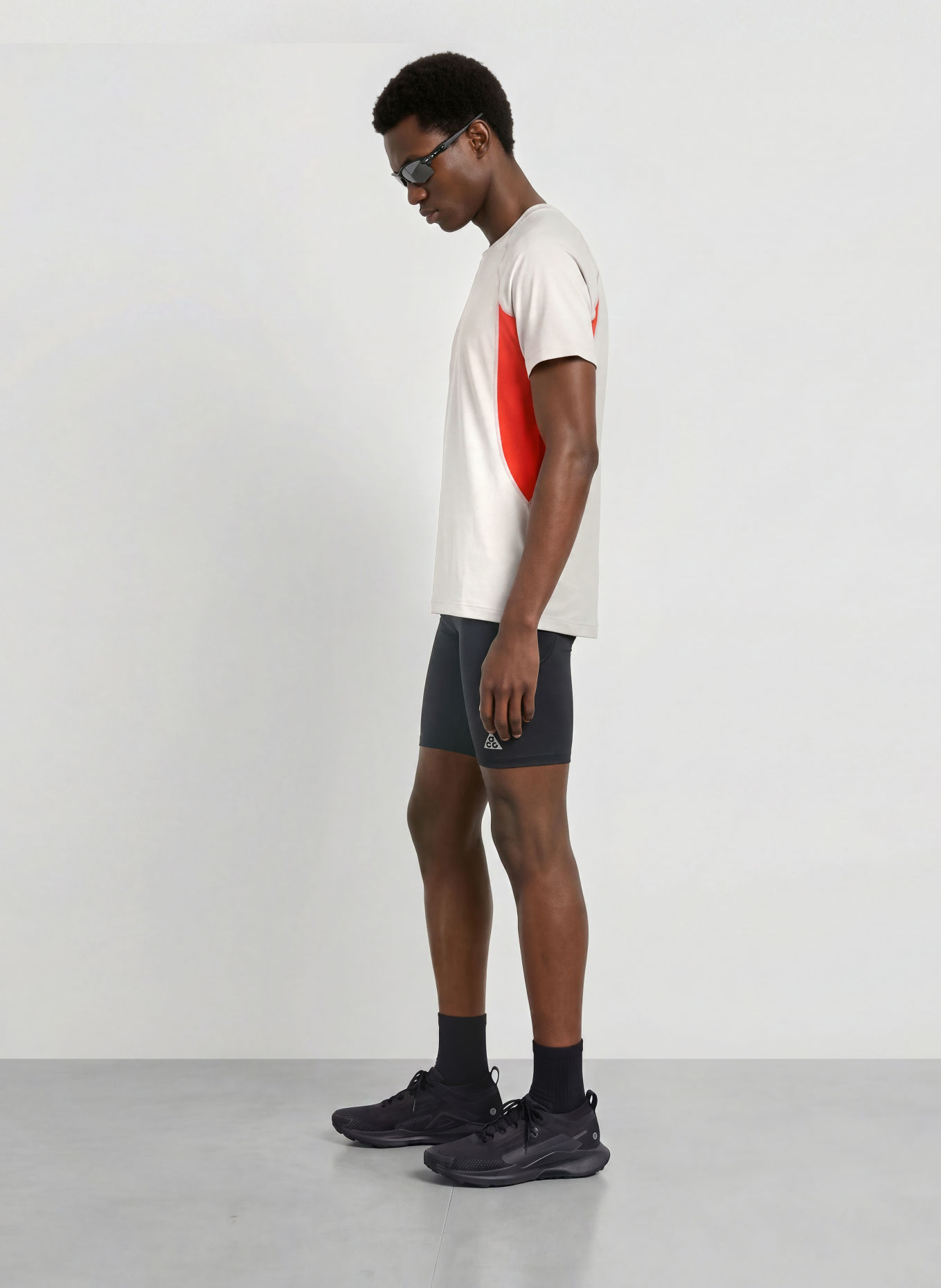Nike Trainingsshirt ACG WILDSEE: CRÈME / ROOD